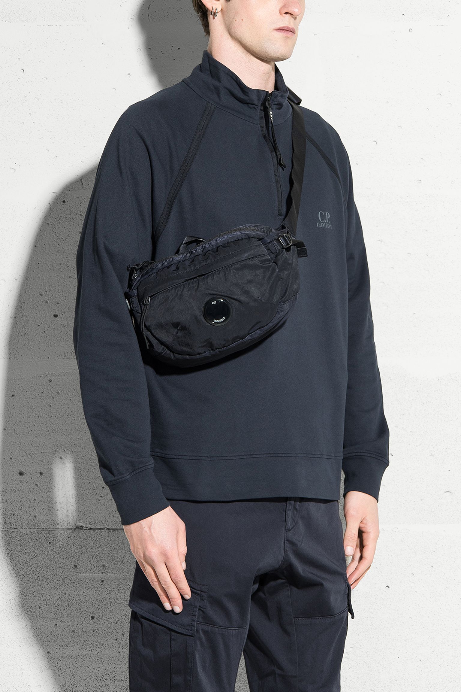 Сумка NYLON B CROSSBODY PACK купить в Украине