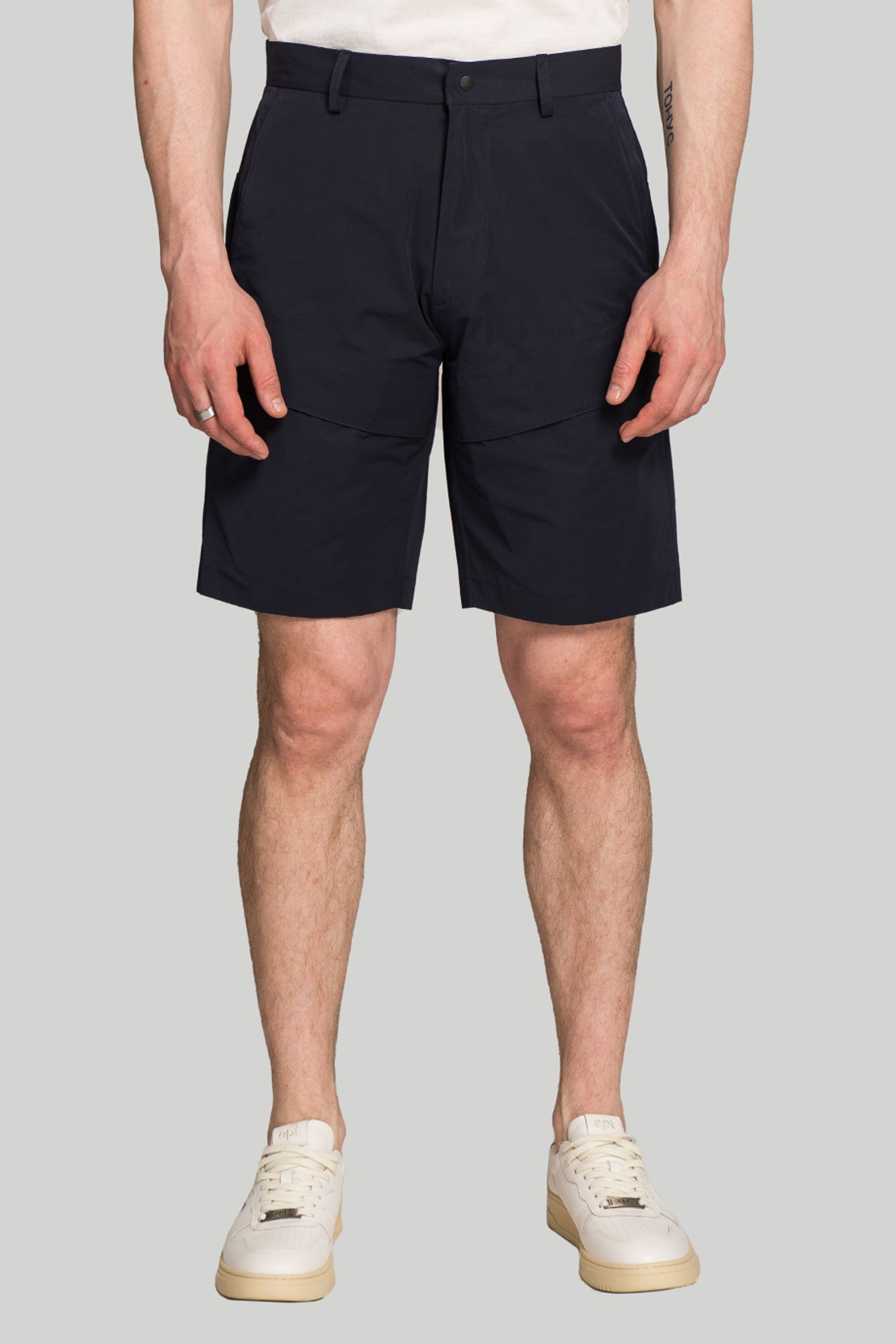 Шорти MONOBI MEMORY TWILL CARGO SHORTS купити в Україні
