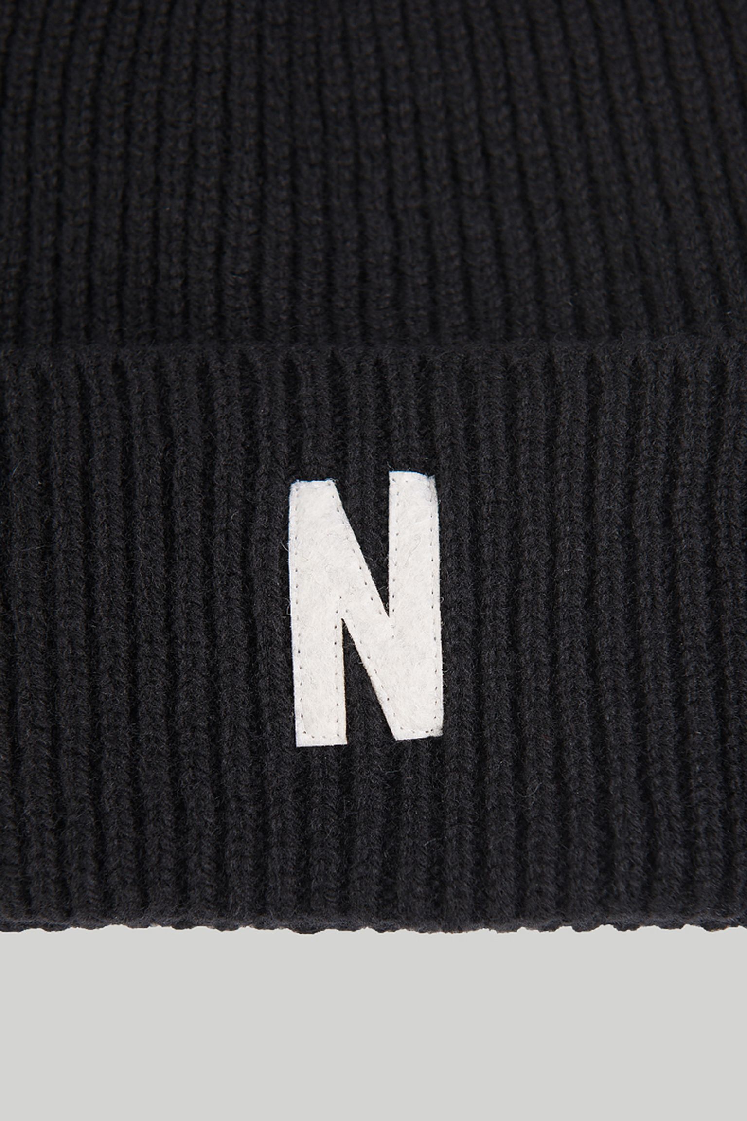 Шапка Merino Lambswool Rib N Logo Beanie