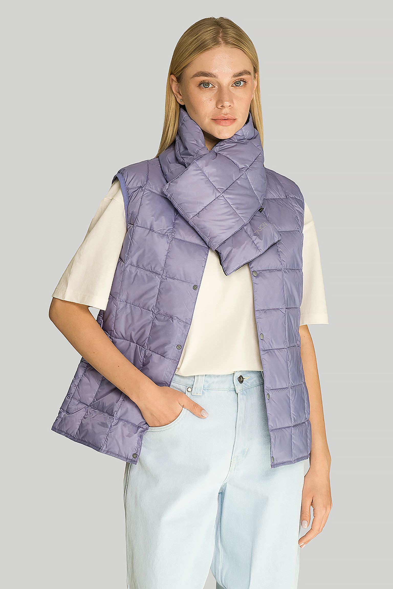 Жилет   V NECK DOWN VEST