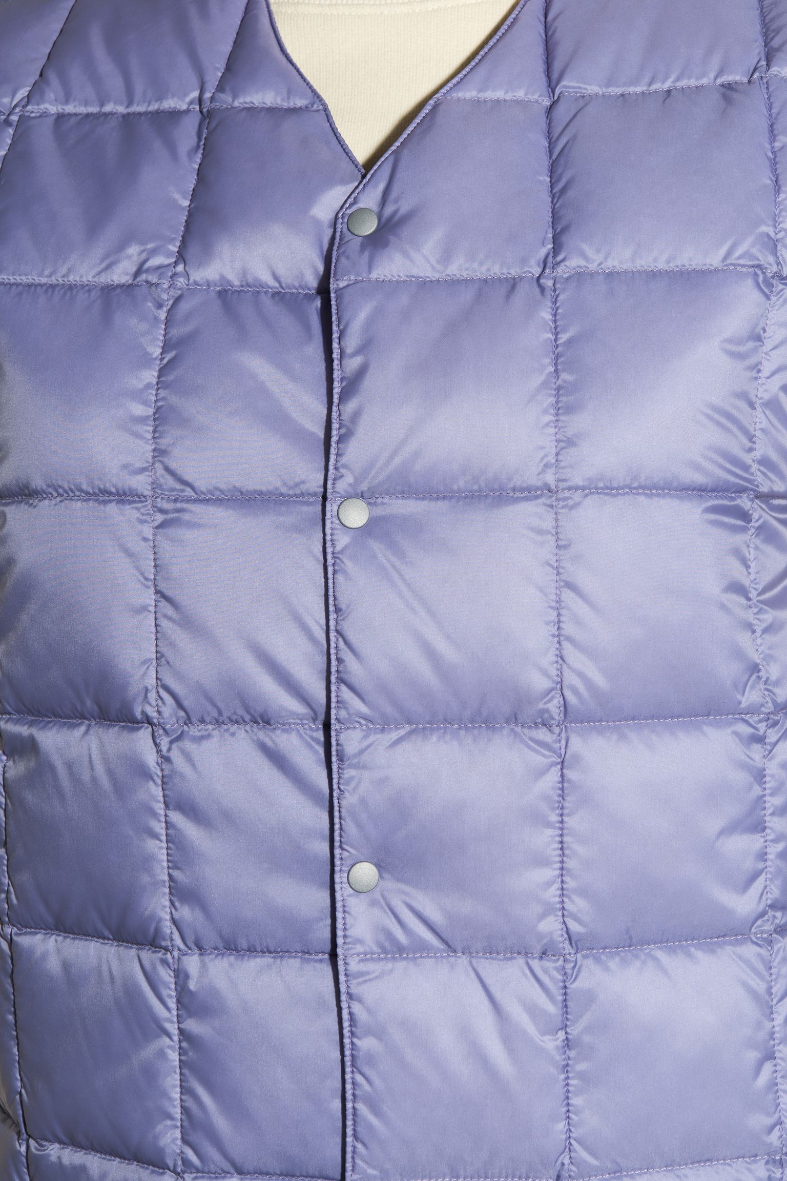 Широкий выбор Жилет пуховой  V NECK DOWN VEST