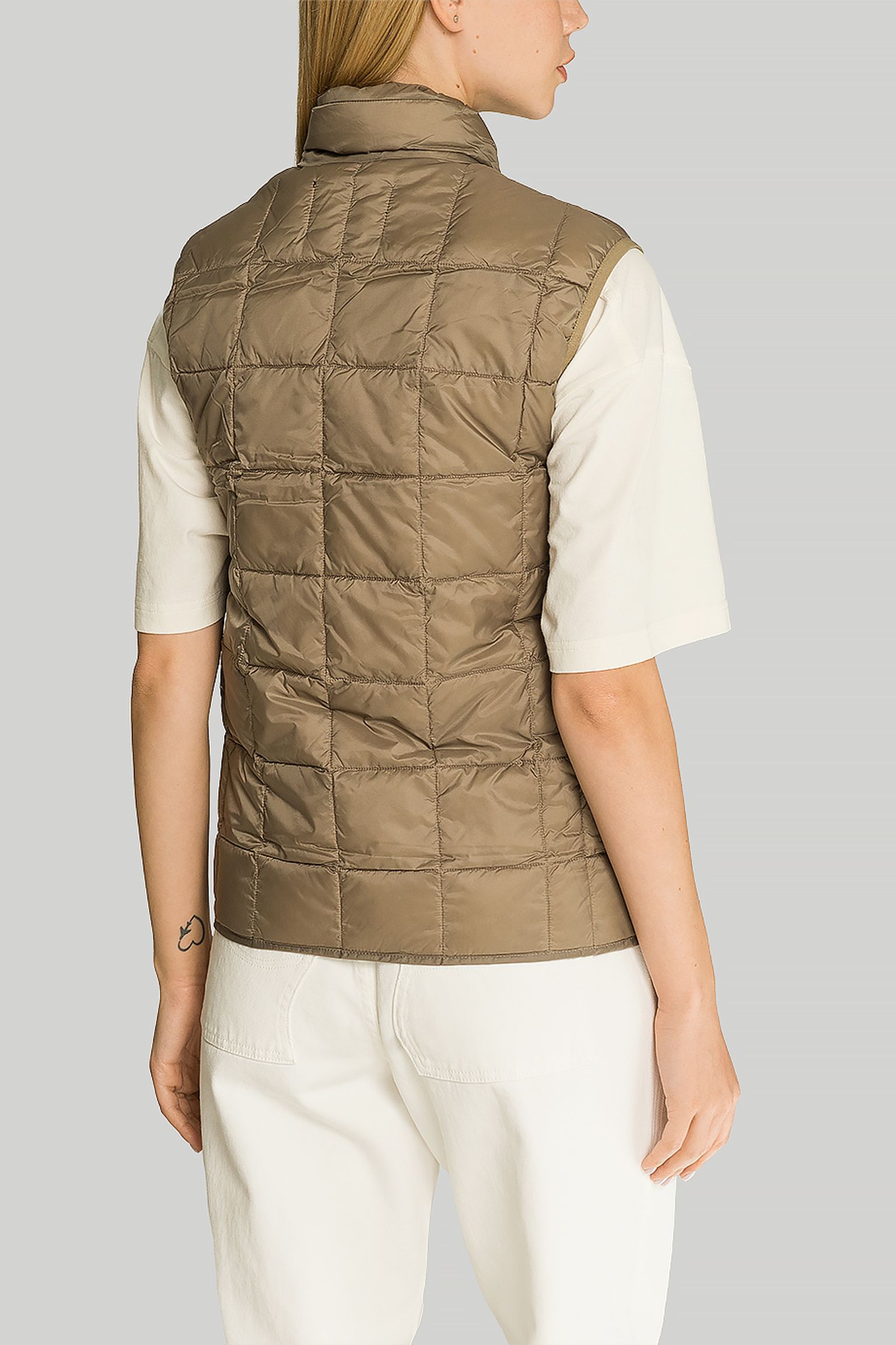 Жилет   HI NECK W-ZIP DOWN VEST