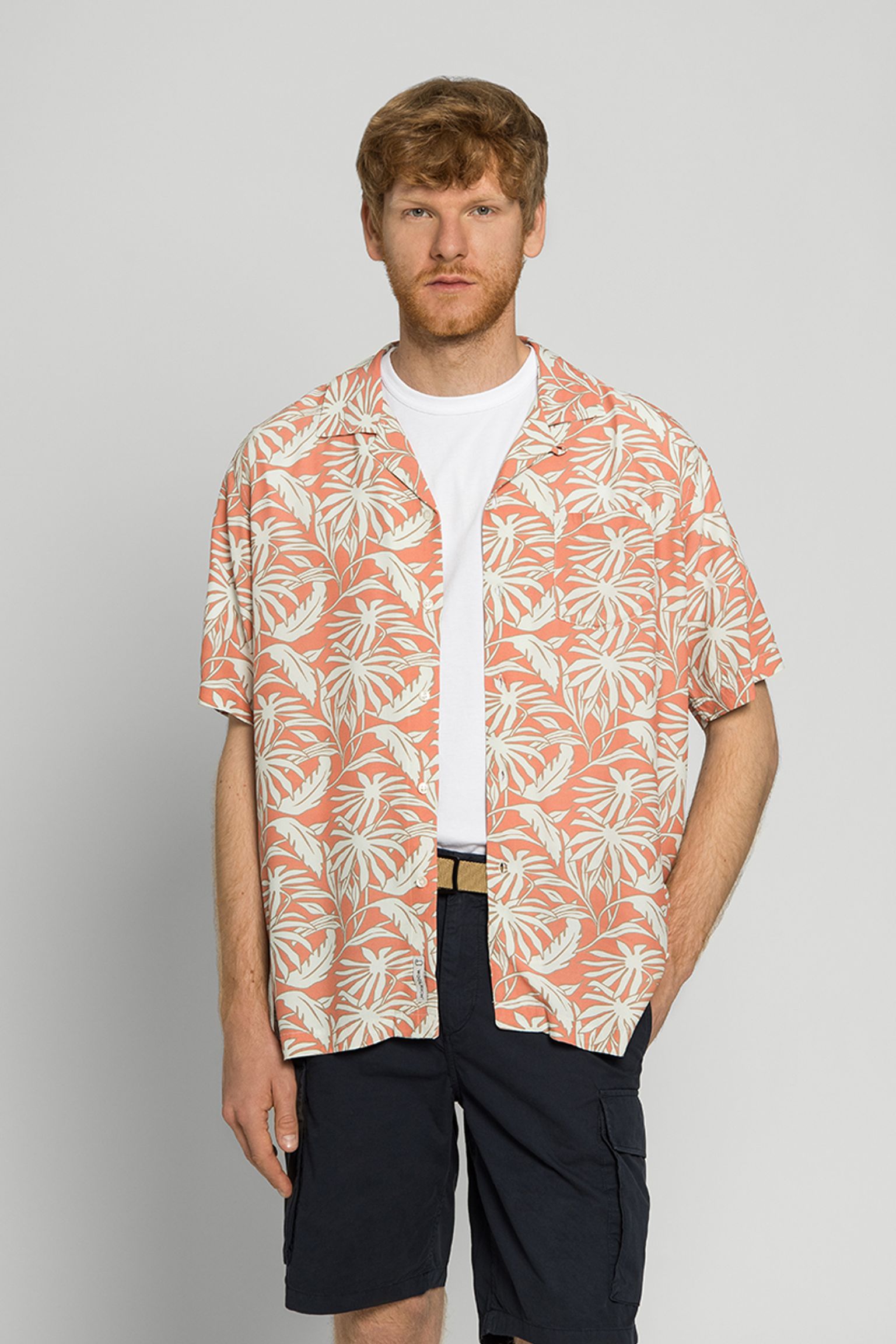 Рубашка Woolrich TROPICAL PRINT BOWLING SHIRT купить