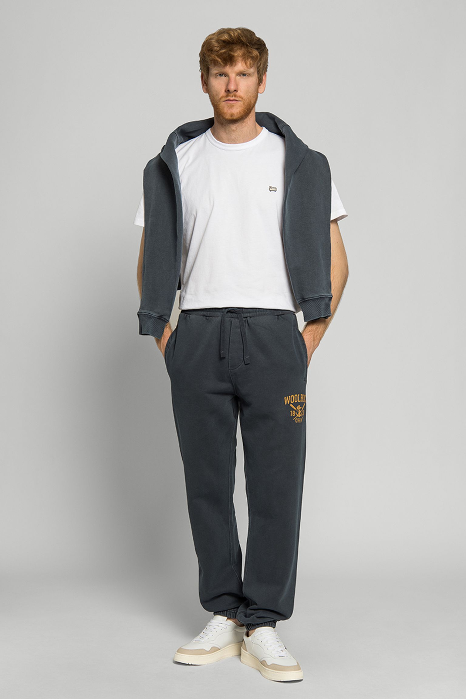 Брюки Woolrich NAVY LOGO SWEATPANTS купить в Украине