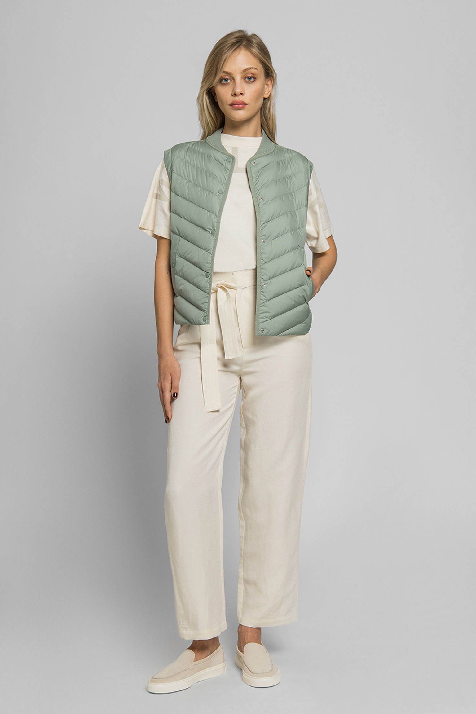 Жилет пуховой  CHEVRON QUILTED VEST с доставкой