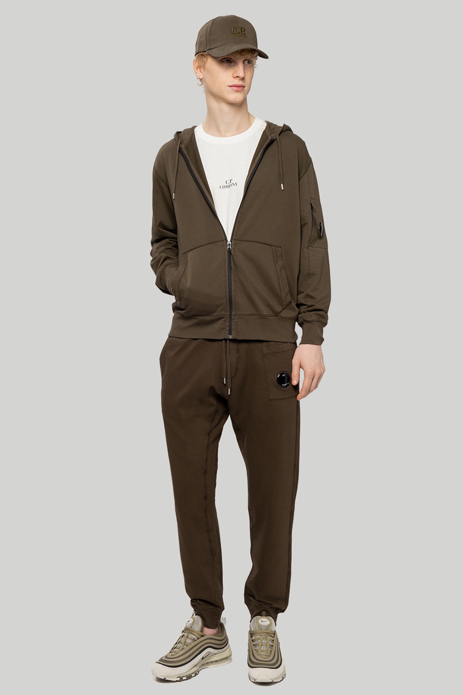 Спортивные брюки C.P. Company LIGHT FLEECE SWEATPANTS