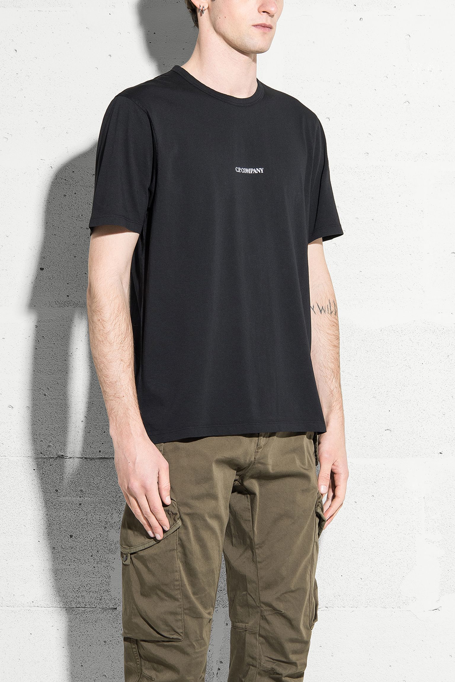 Футболка C.P. Company 24/1 JERSEY LOGO T-SHIRT з доставкою