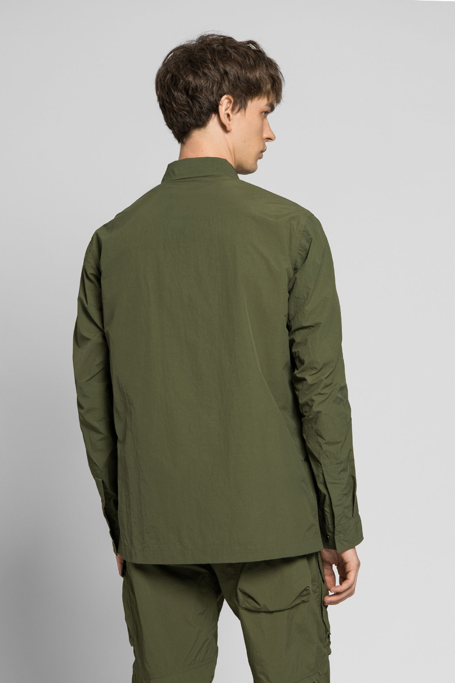 Стильные Овершот MAHARISHI Veg Dyed Tech Cargo Shirt