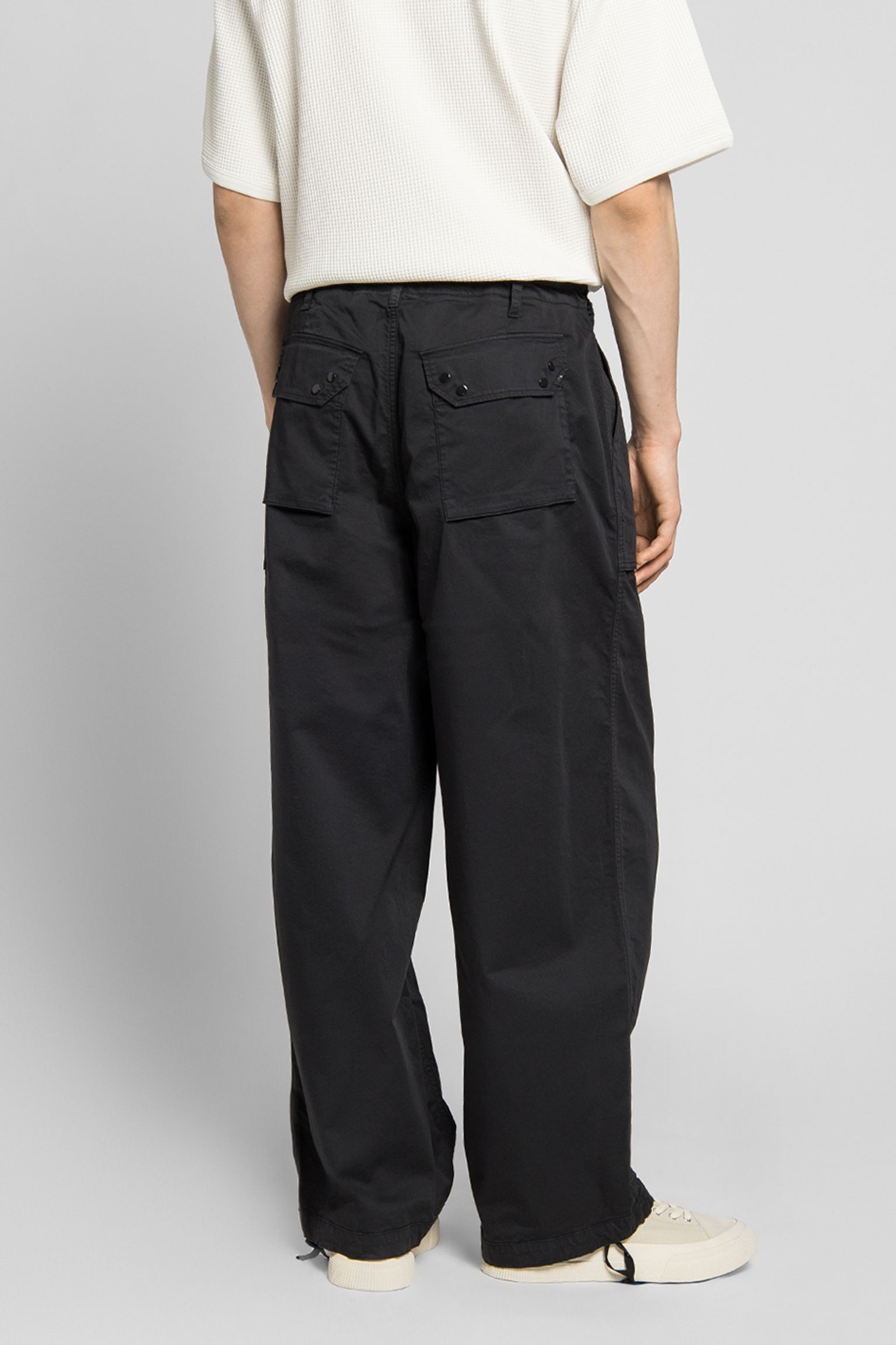 Стильные Брюки Ten C PANTALONE CARGO TASCONATO