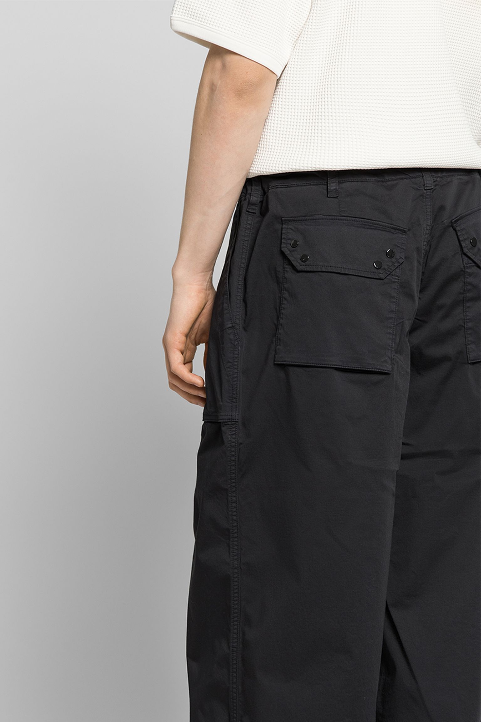 Широкий выбор Брюки Ten C PANTALONE CARGO TASCONATO