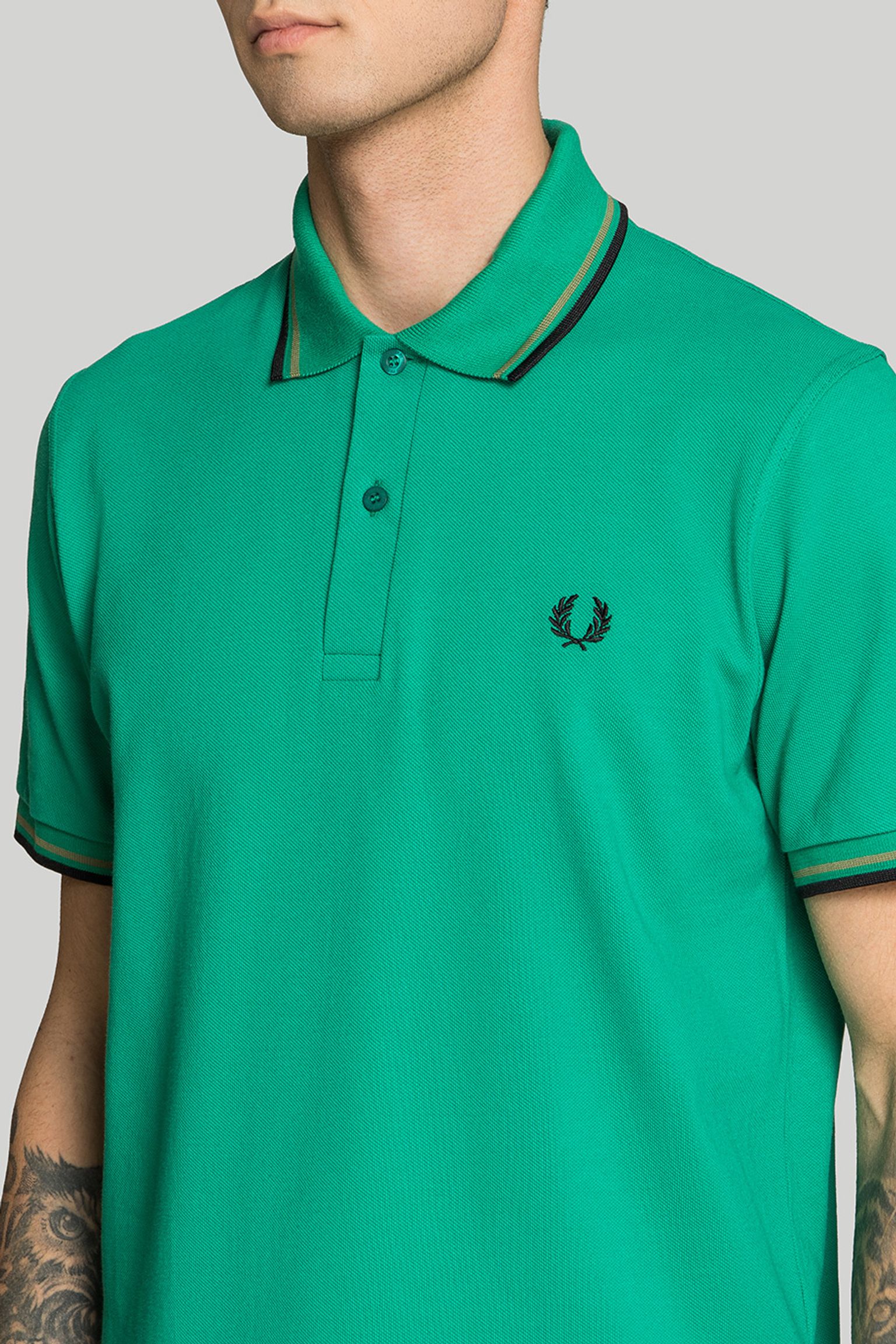 Широкий выбор Поло TWIN TIPPED SHIRT