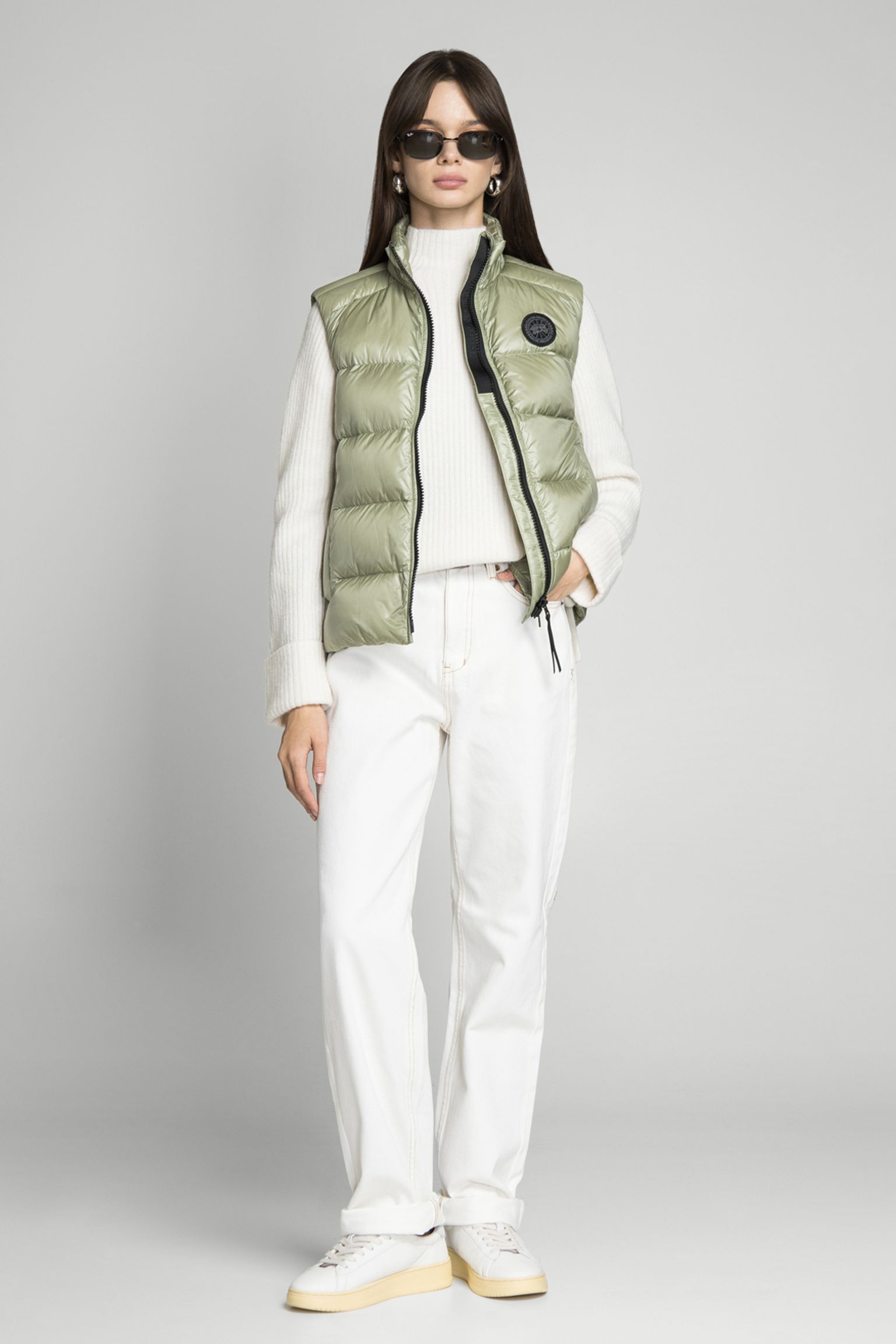 Жилет пуховий  CYPRESS VEST BLACK LABEL з доставкою
