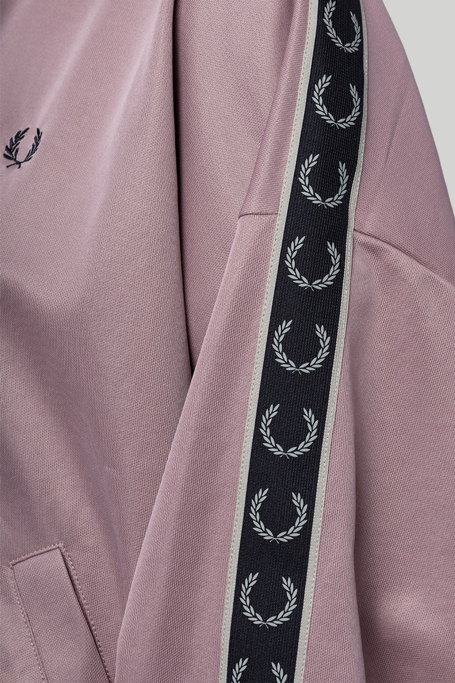Широкий выбор Спортивная кофта TAPED HOODED TRACK JACKET