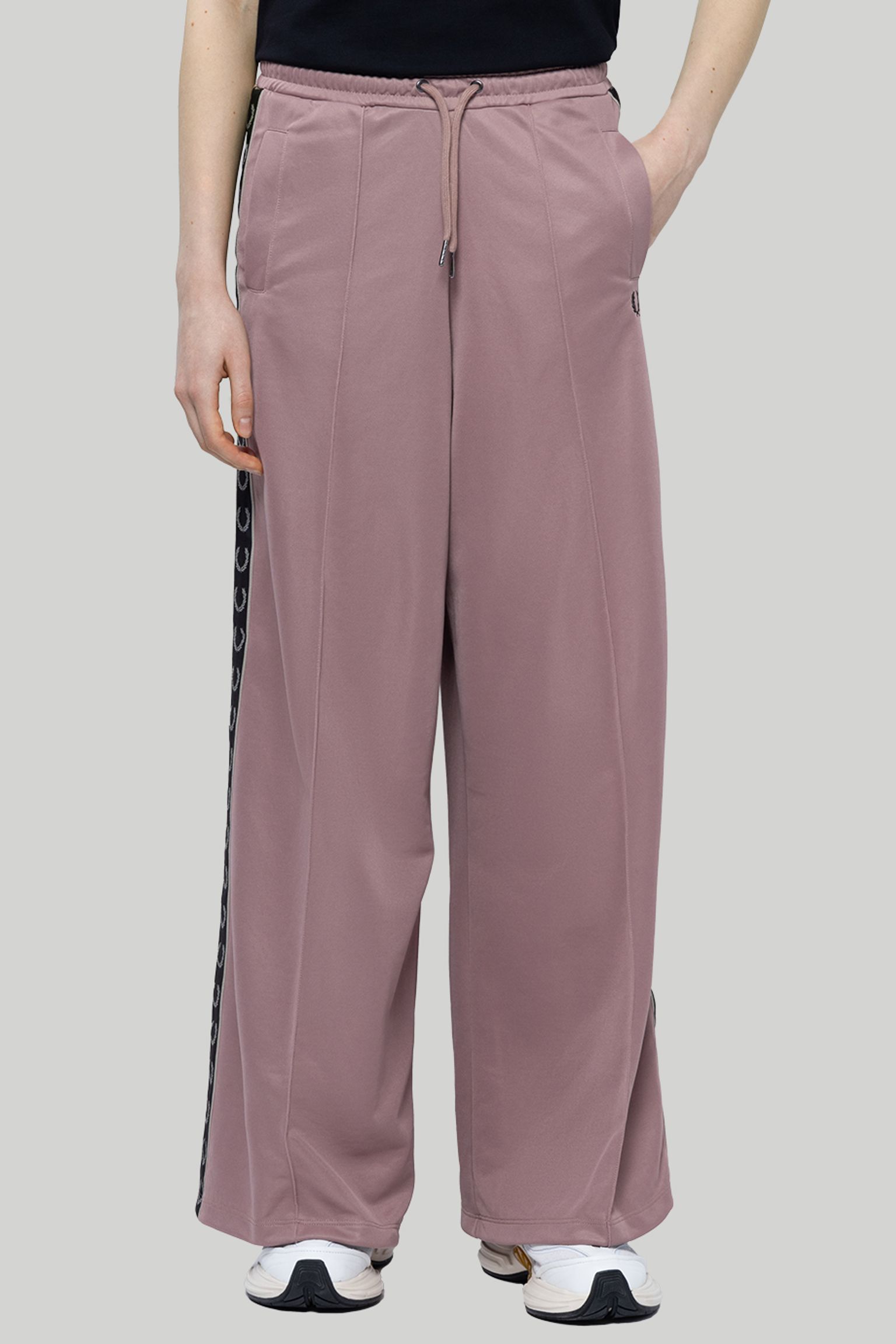 Спортивные брюки WIDE LEG TAPED TRACK PANTS с доставкой
