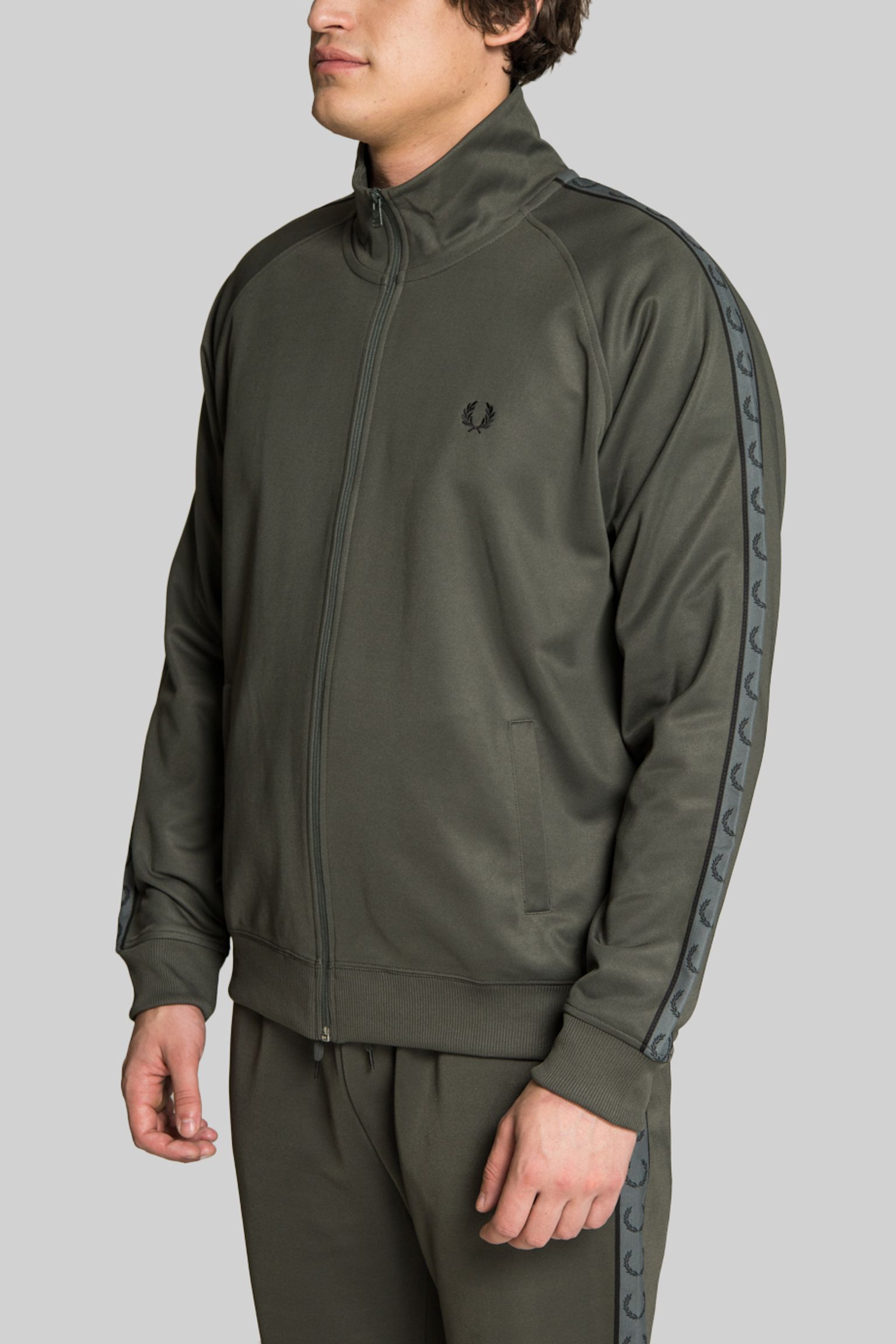 Спортивная кофта Fred Perry CONTRAST TAPE TRACK JACKET