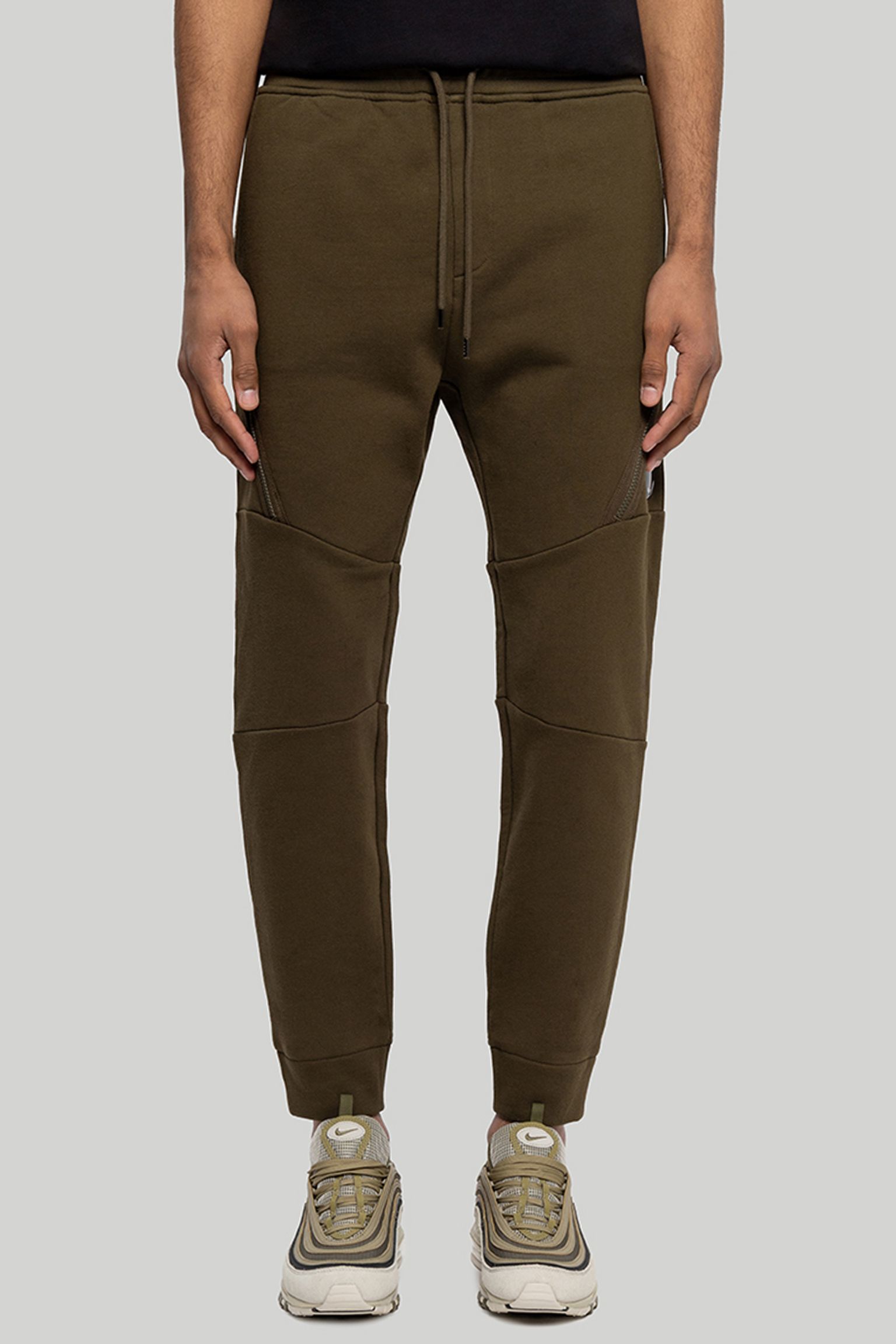 Спортивные брюки RAISED FLEECE SWEATPANTS с доставкой