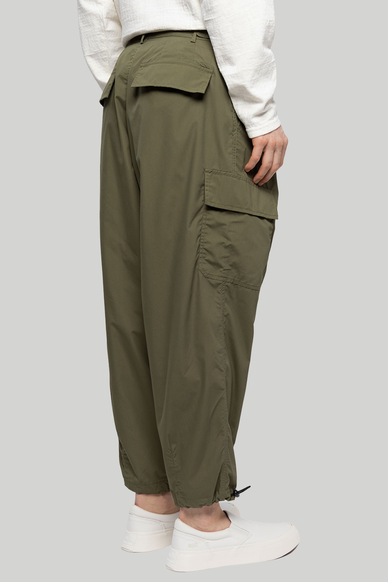 Стильные Брюки Universal Works LOOSE CARGO PANT