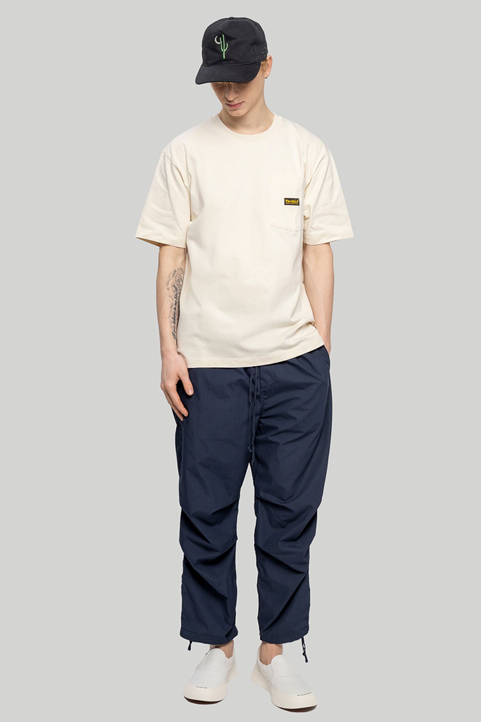 Брюки Universal Works PARACHUTE PANT