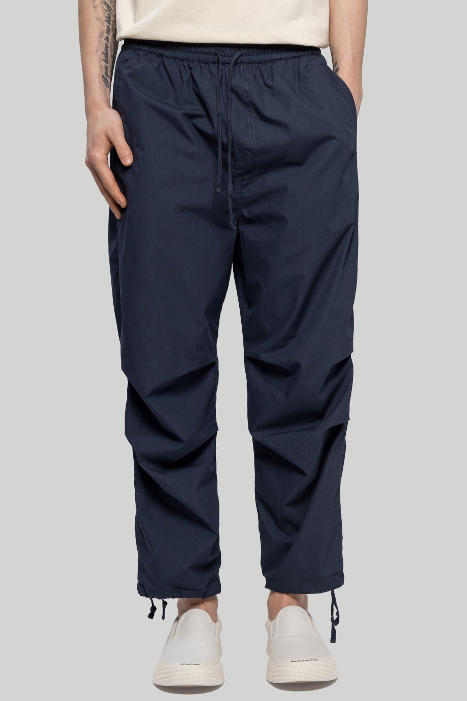 Брюки Universal Works PARACHUTE PANT