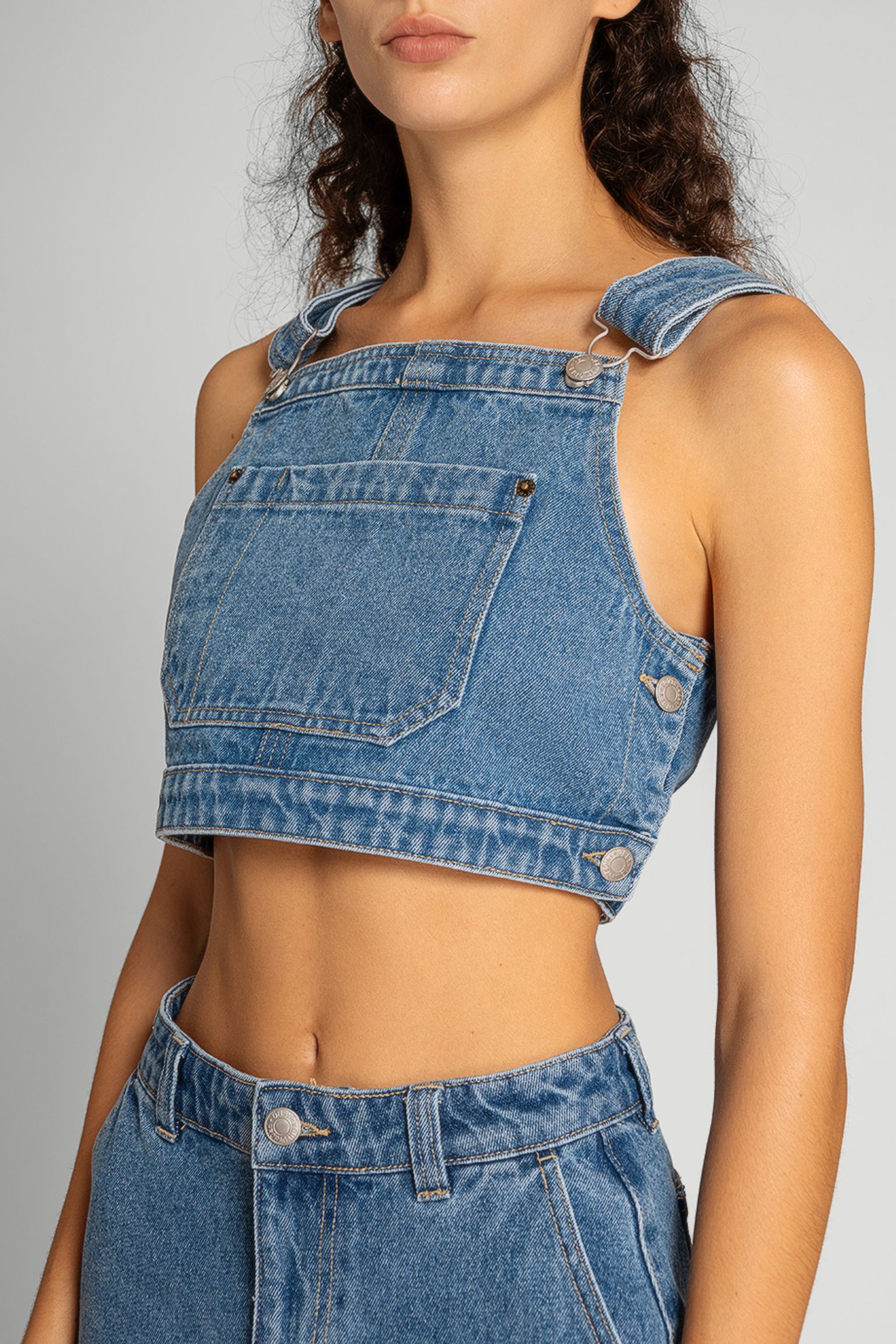 Топ   CROPPED OVERALL DENIM TOP