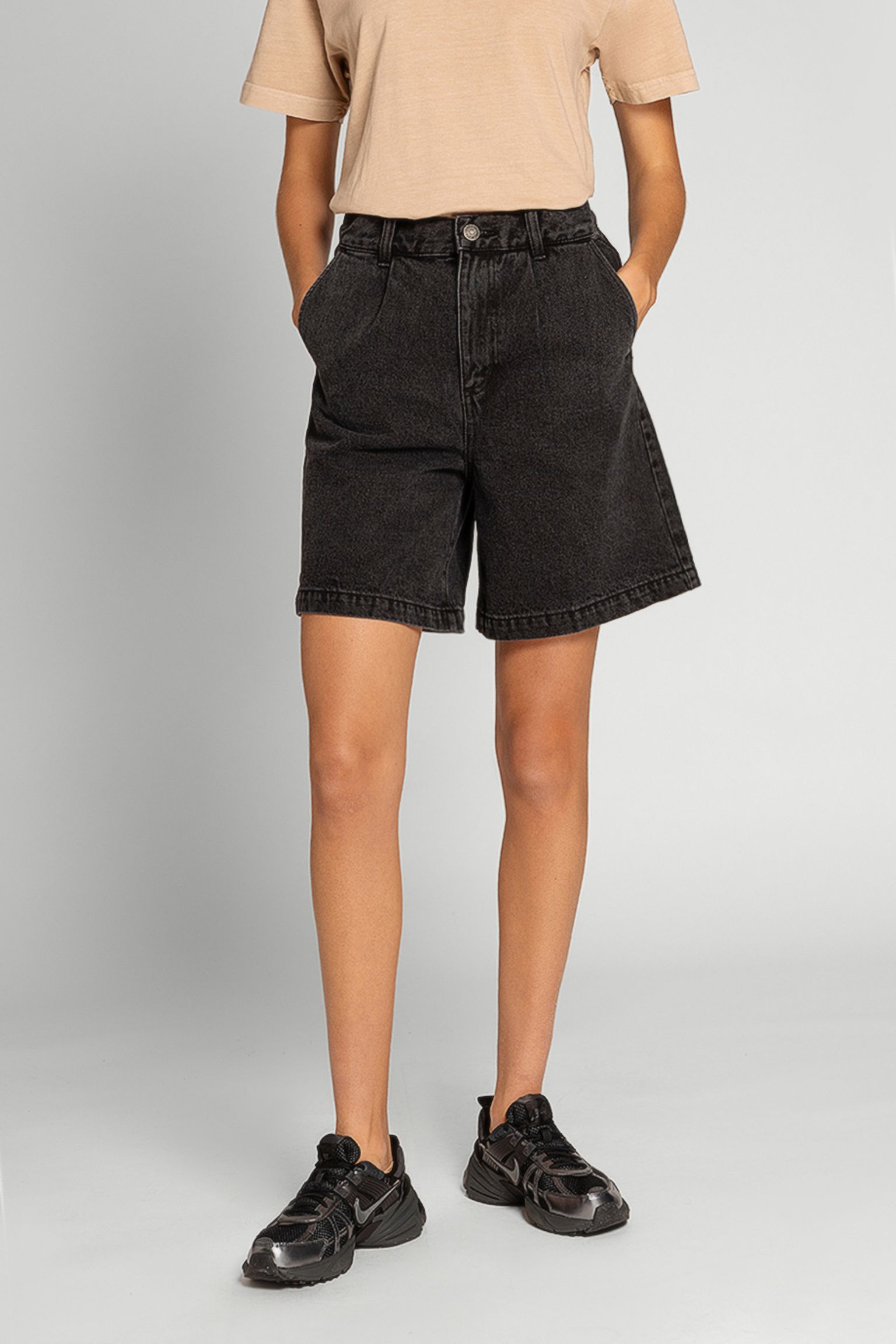 Шорти   ELI PLEATED SHORT