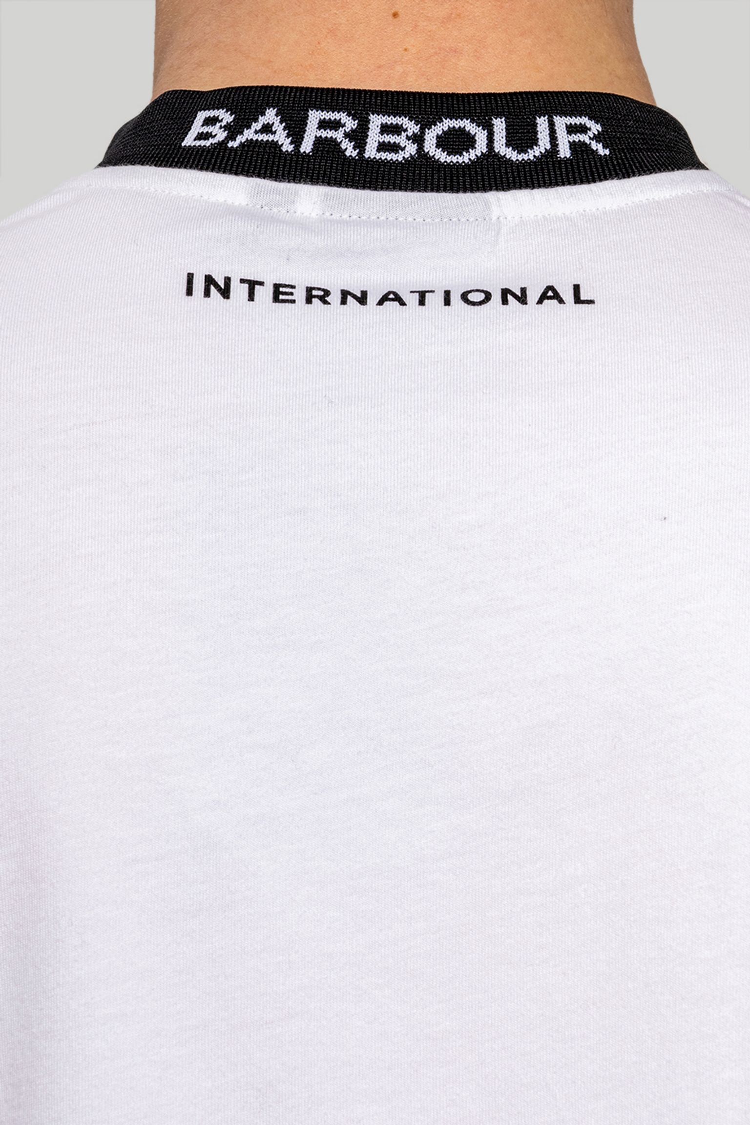 Широкий выбор Футболка STACKED TEE