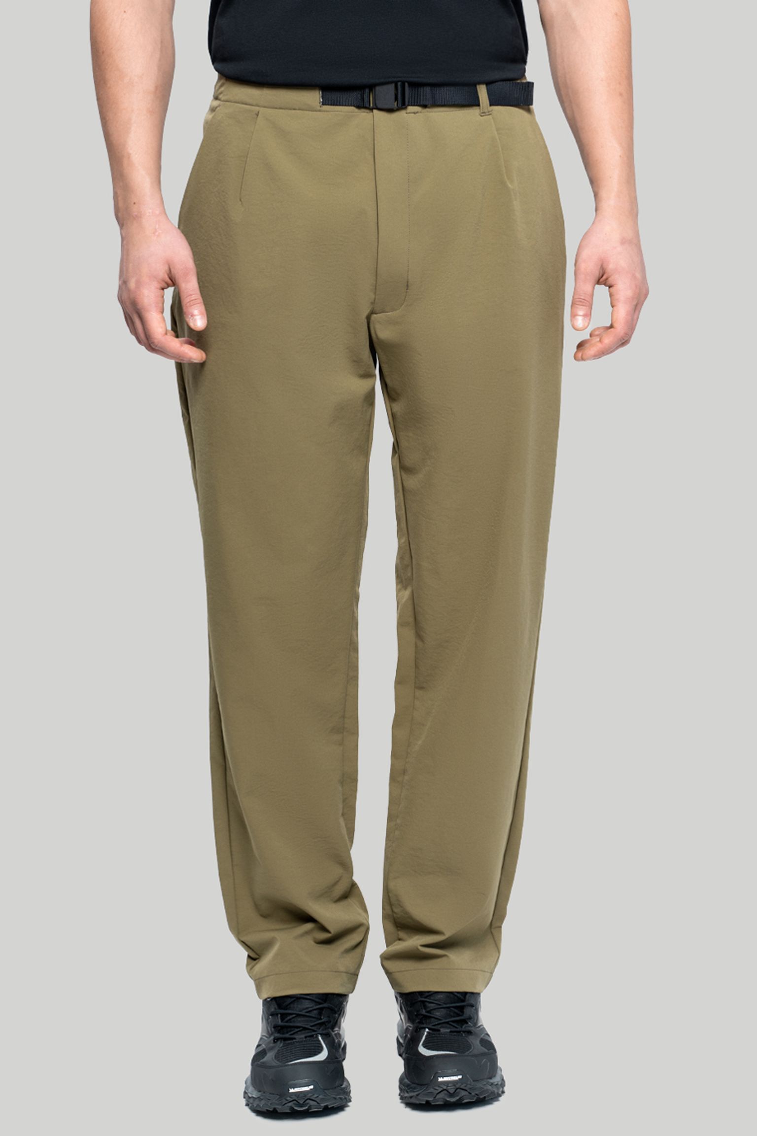 Брюки ONE TUCK TAPERED STRETCH PANTS