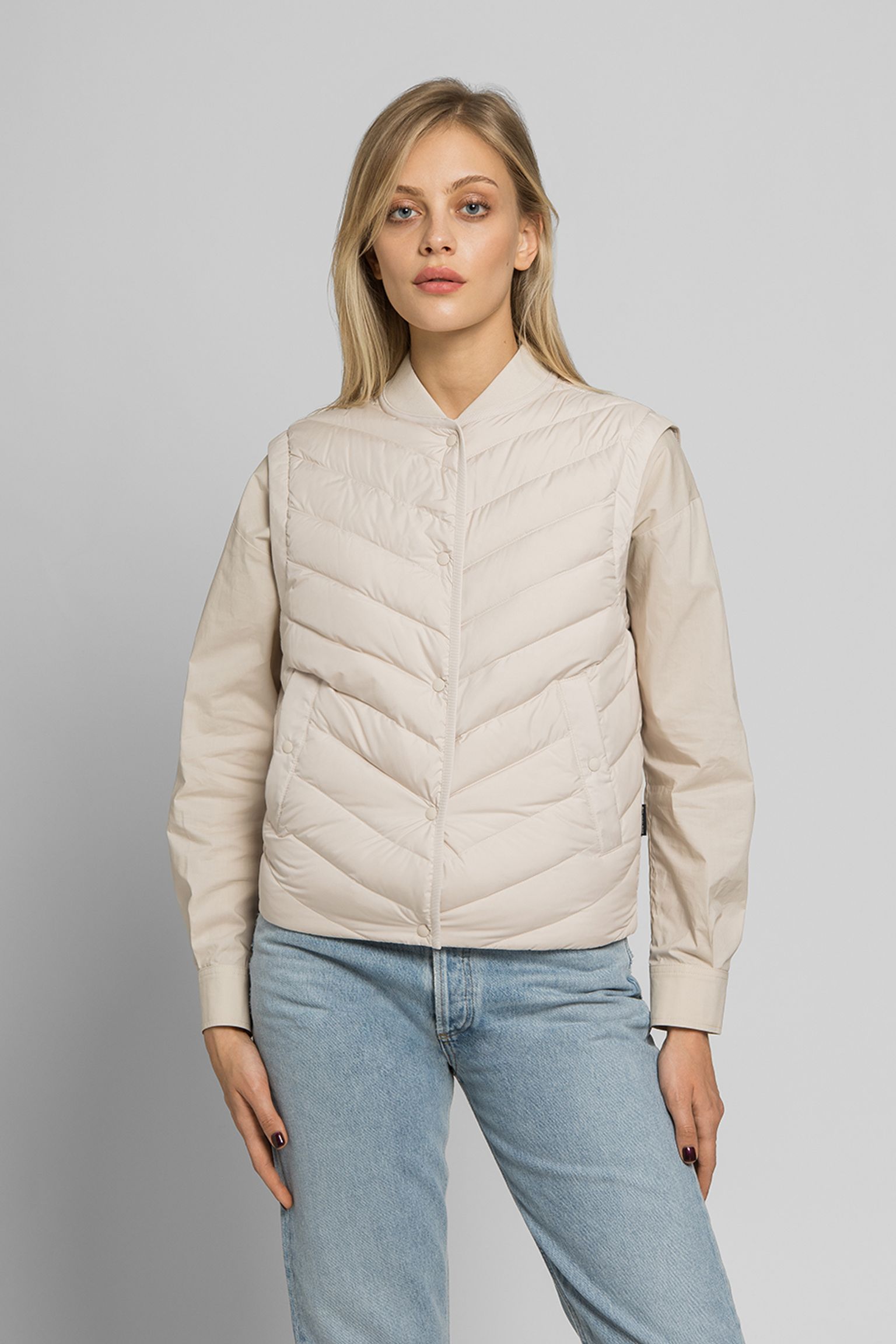 Жилет пуховой  CHEVRON QUILTED VEST купить в Украине