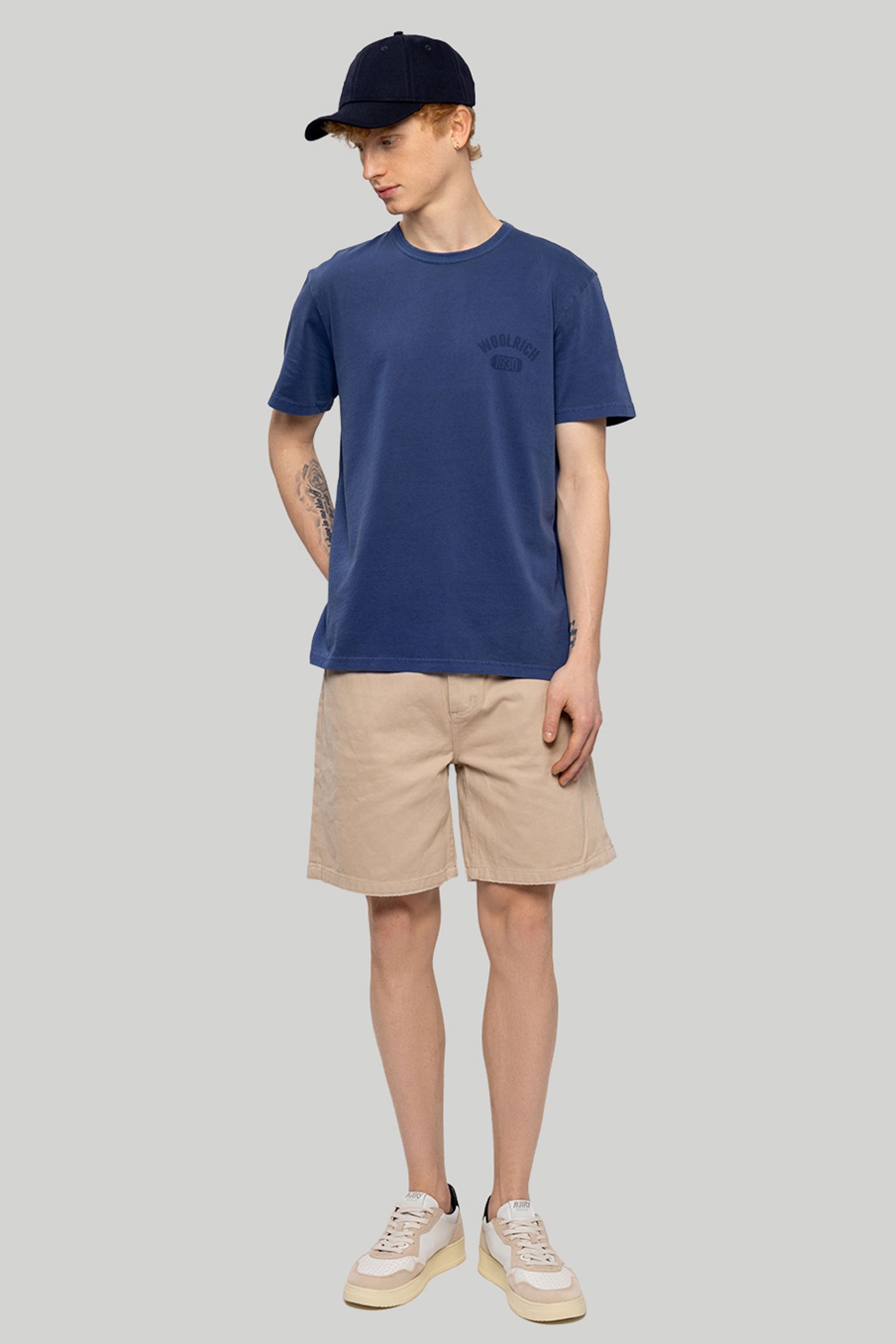 Футболка Woolrich GARMENT DYED LOGO T-SHIRT с доставкой