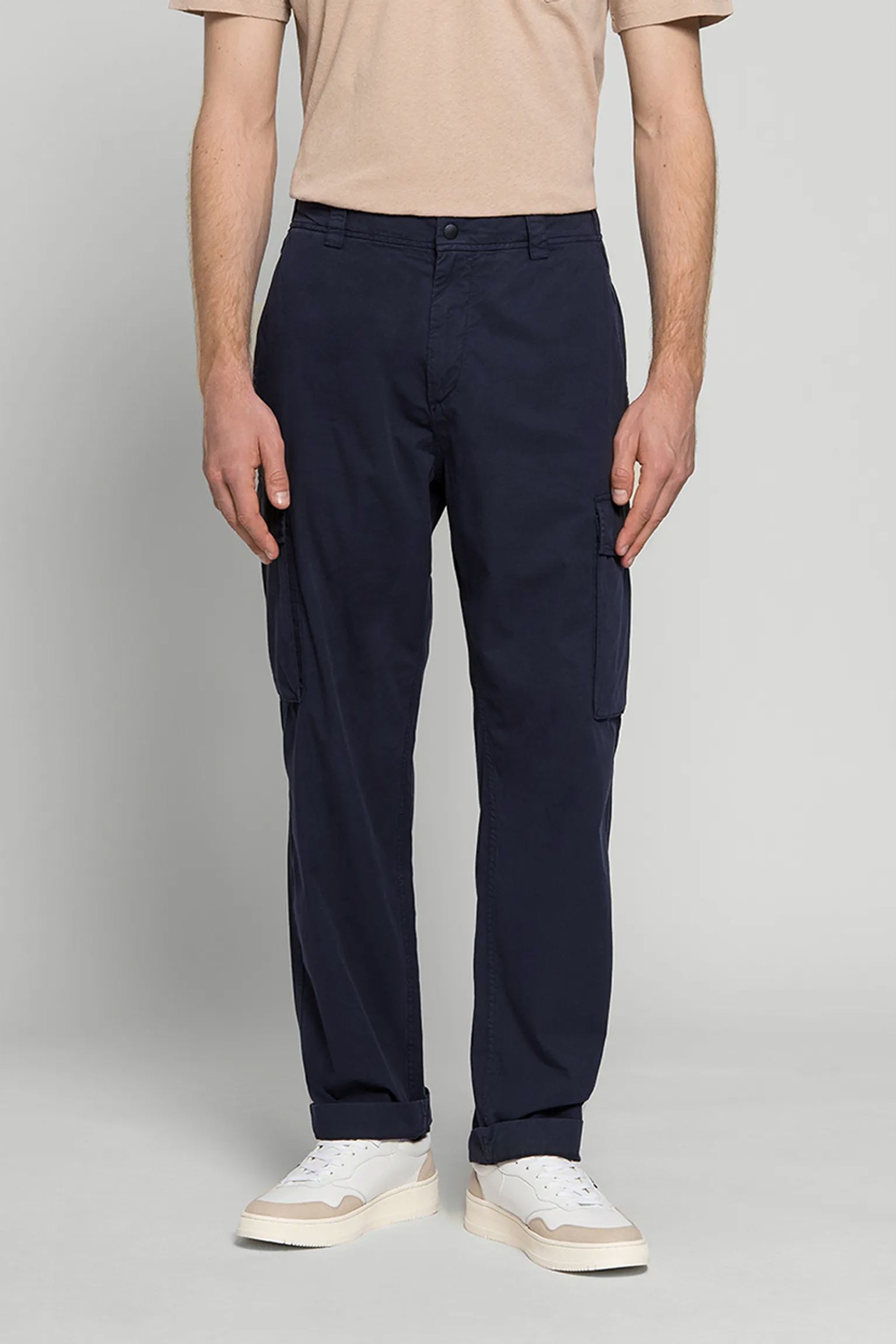 Брюки Woolrich GABARDINE CARGO PANT с доставкой