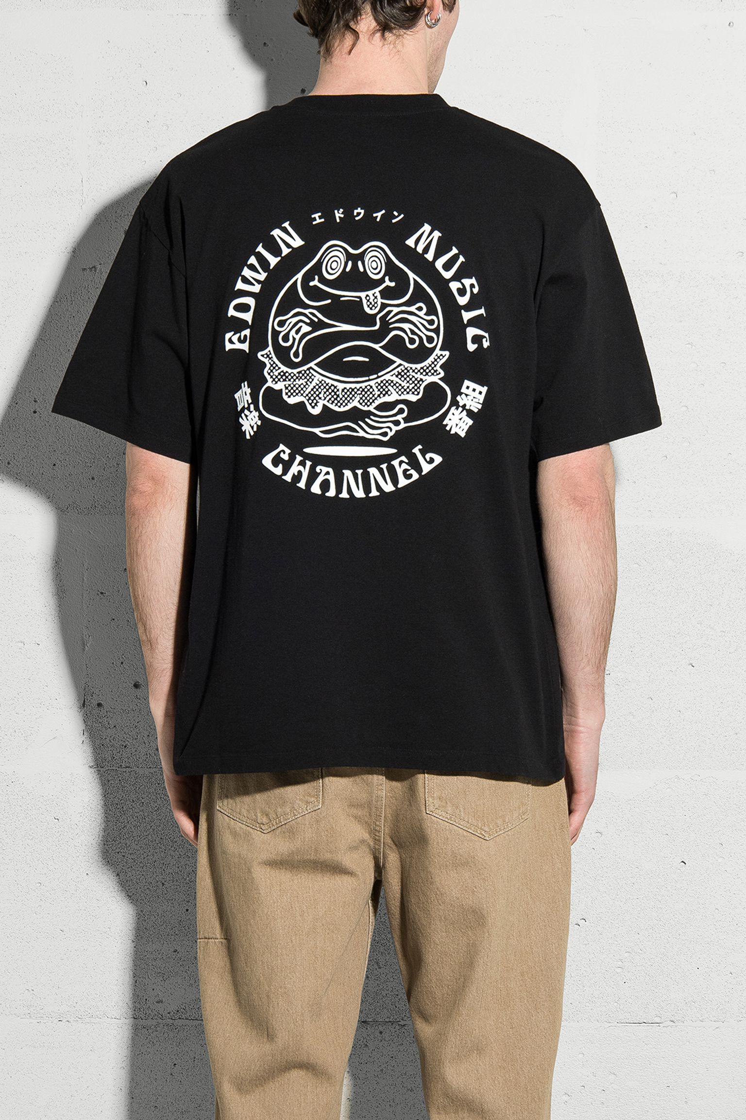 Стильные Футболка Music Channel TS Single Jersey Black garment washed