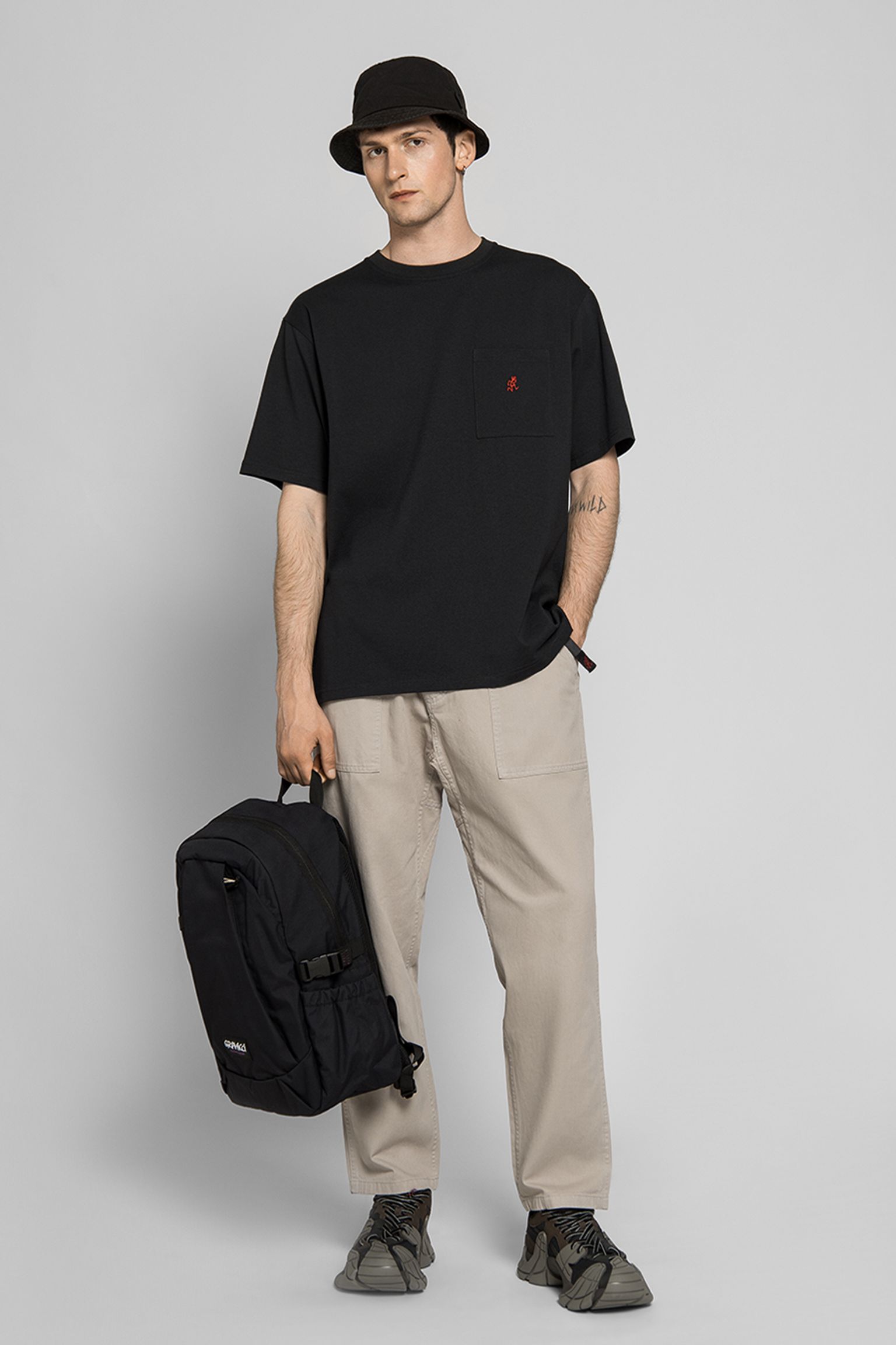 Брюки GRAMICCI LOOSE TAPERED RIDGE PANT