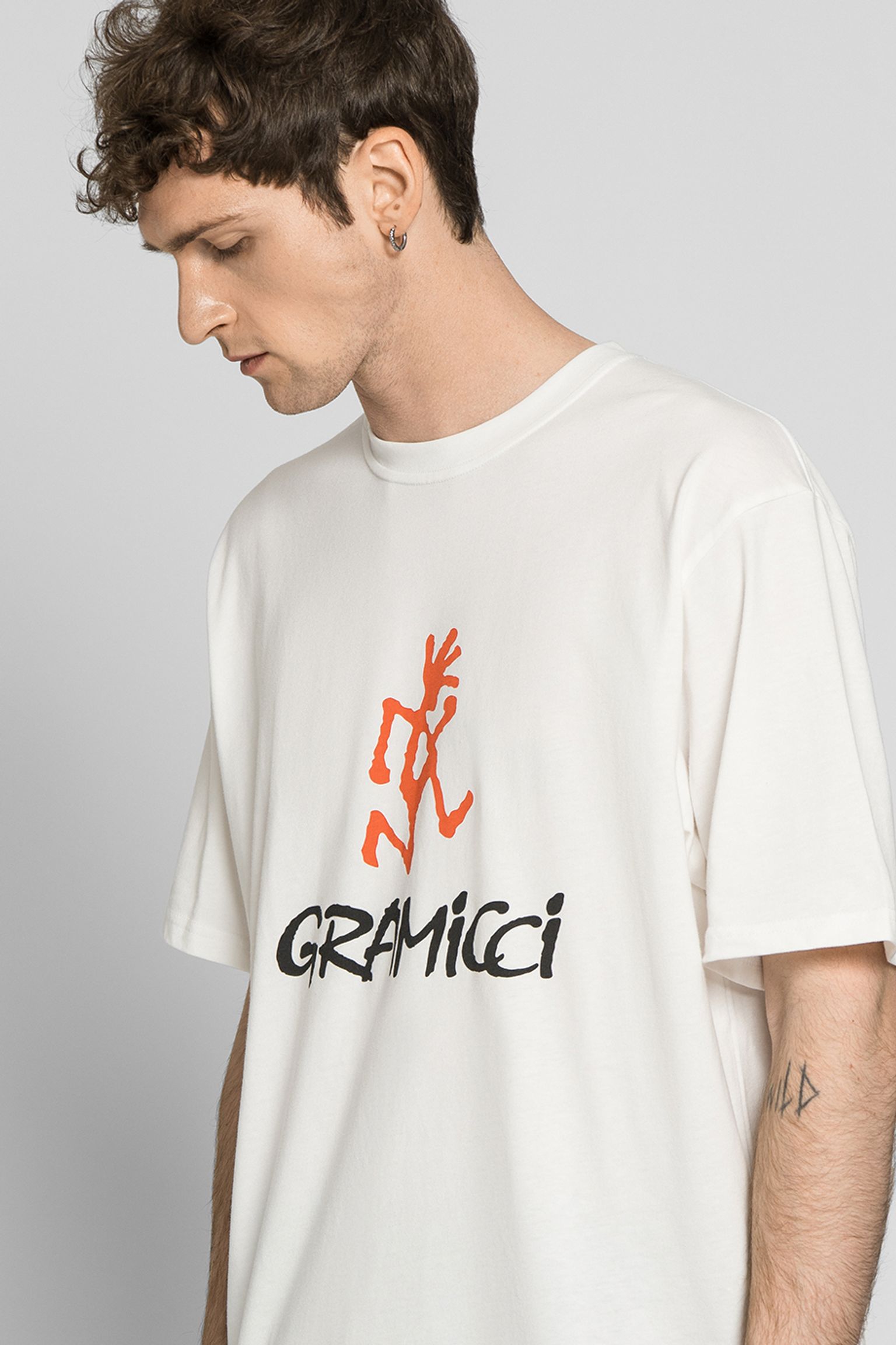 Широкий выбор Футболка LOGO TEE