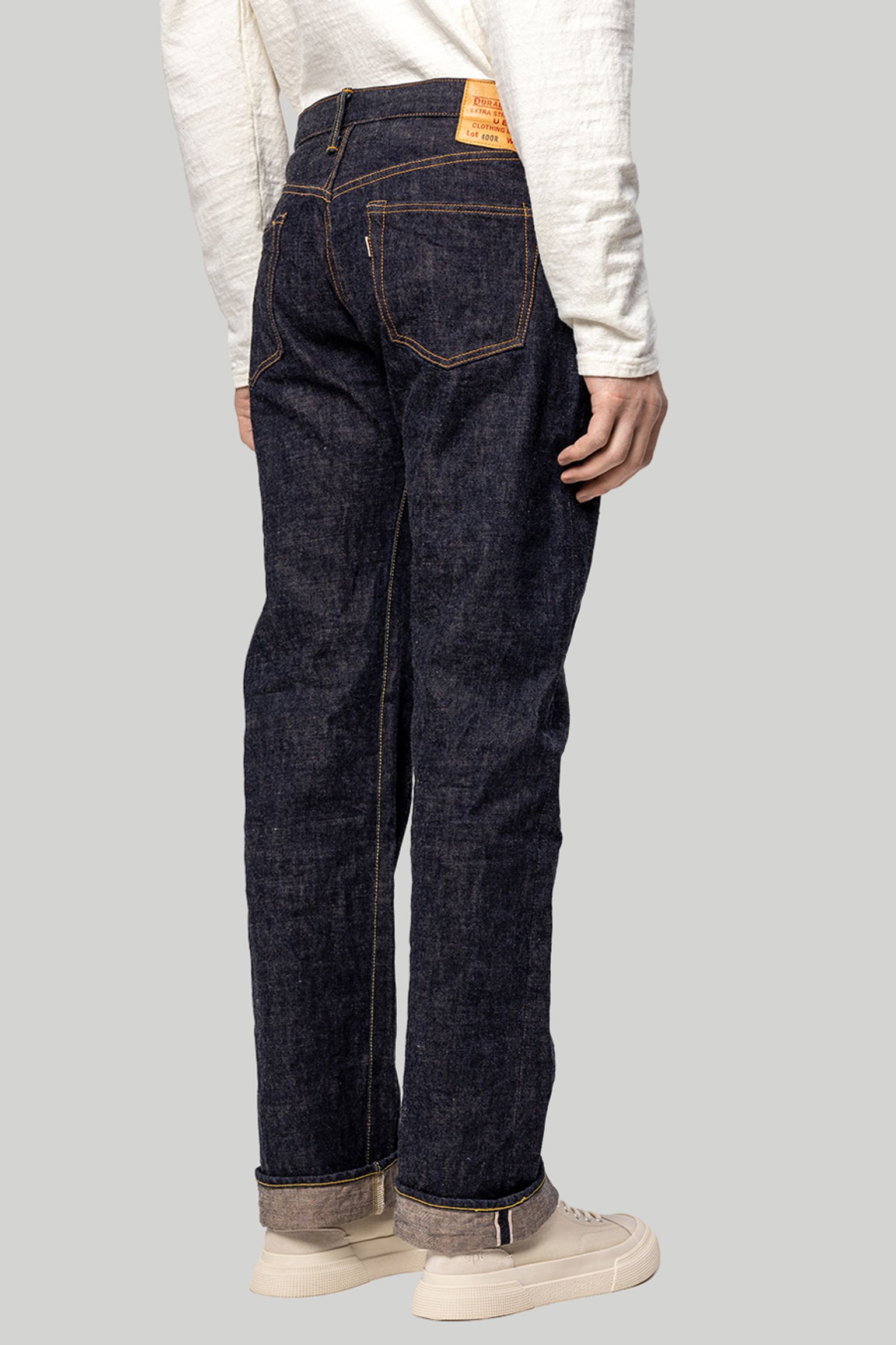 Джинсы   REGULAR STRAIGHT DENIM PANTS