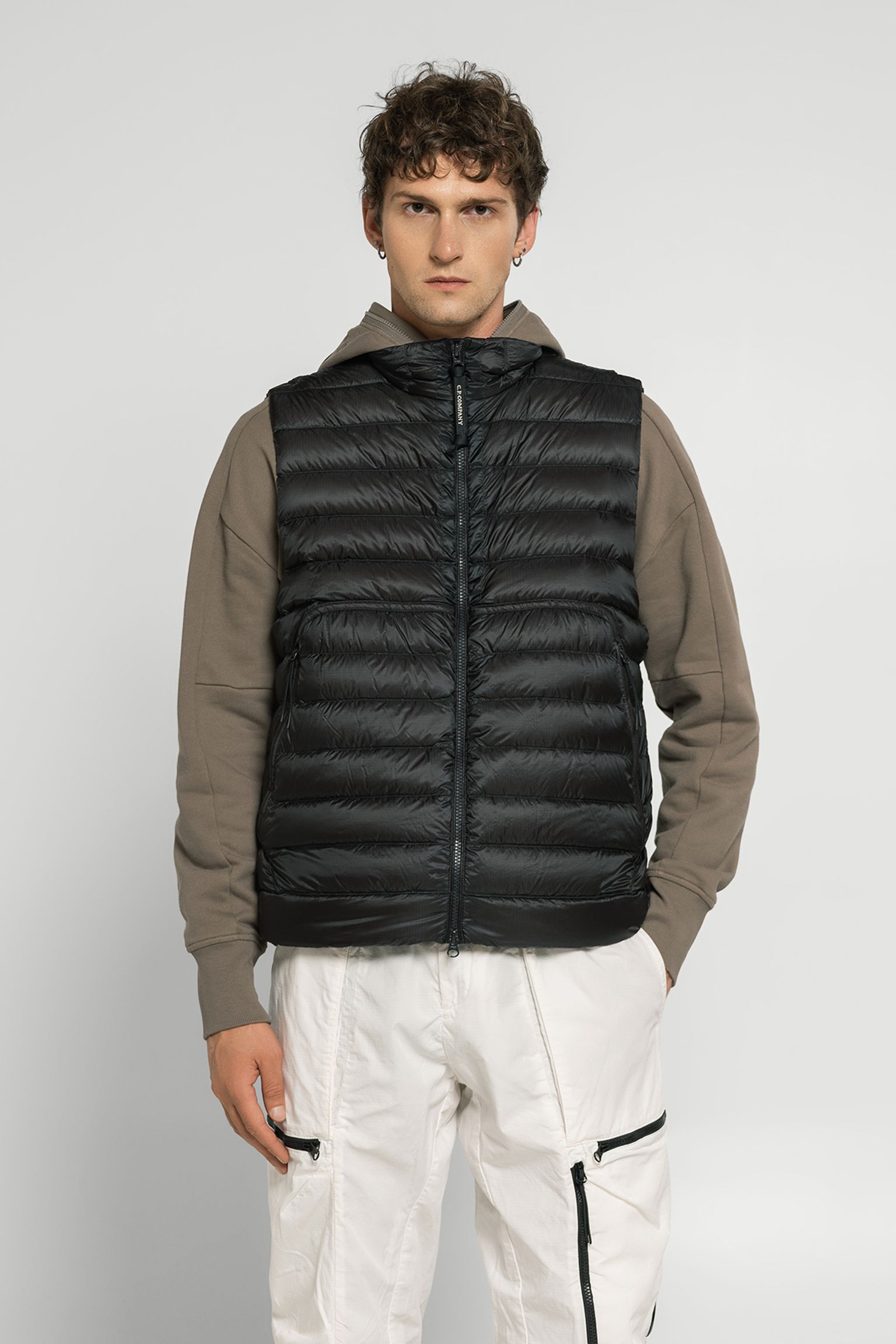 Жилет пуховой OUTERWEAR VEST IN DD SHELL