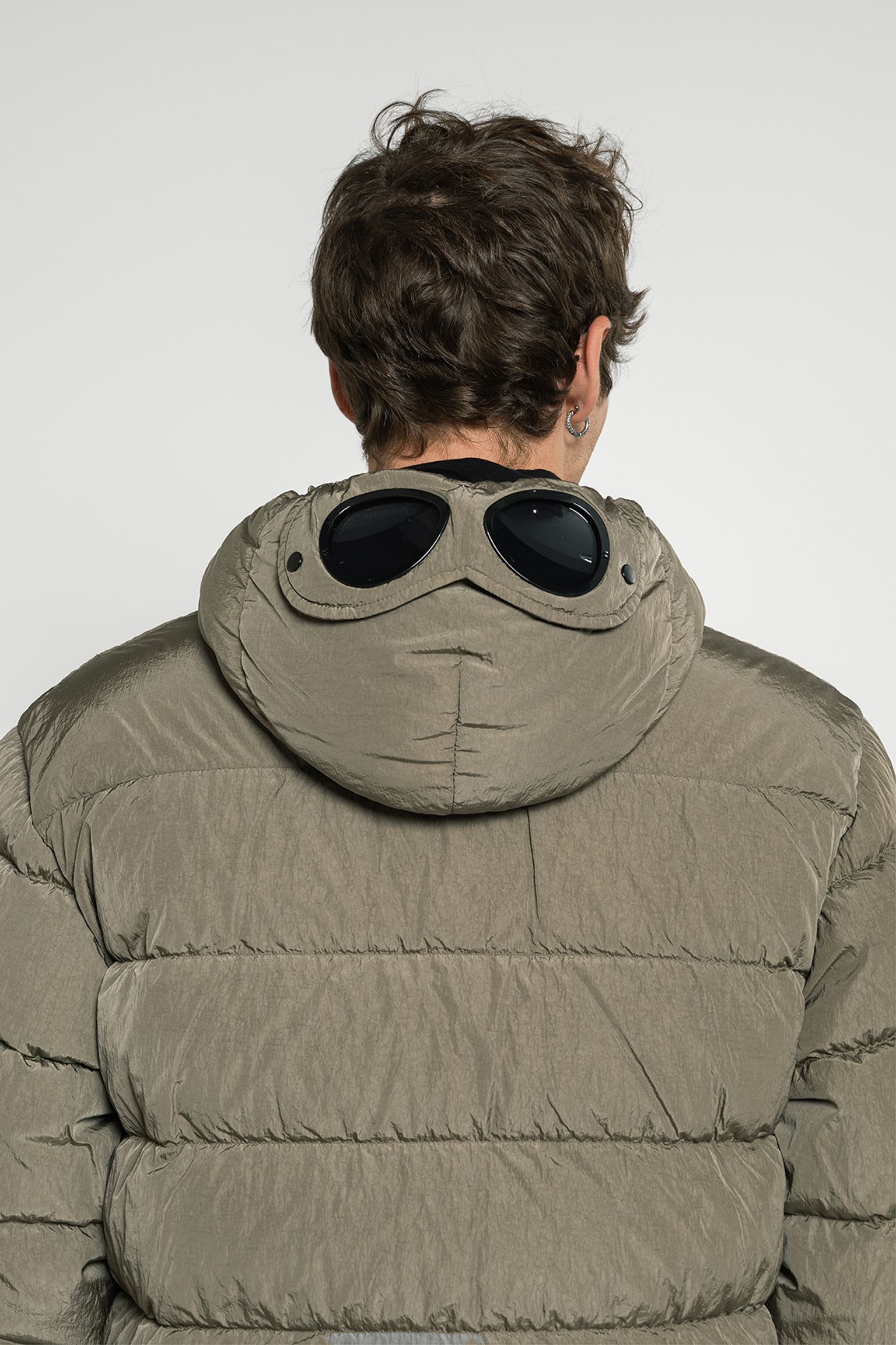 Широкий выбор Пуховик OUTERWEAR MEDIUM JACKET IN CHROME - R