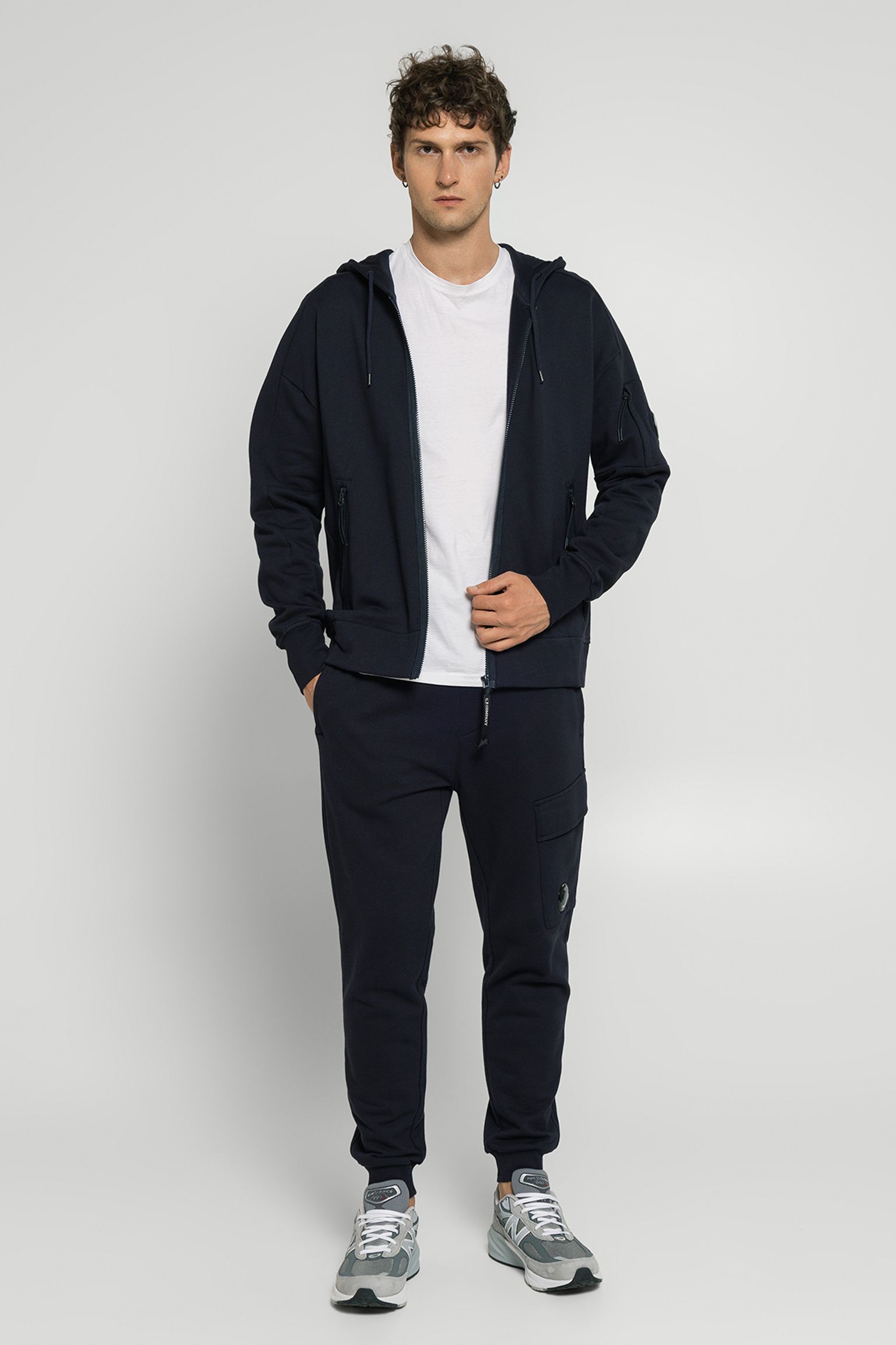Спортивные брюки RAISED FLEECE SWEATPANTS купить в Украине