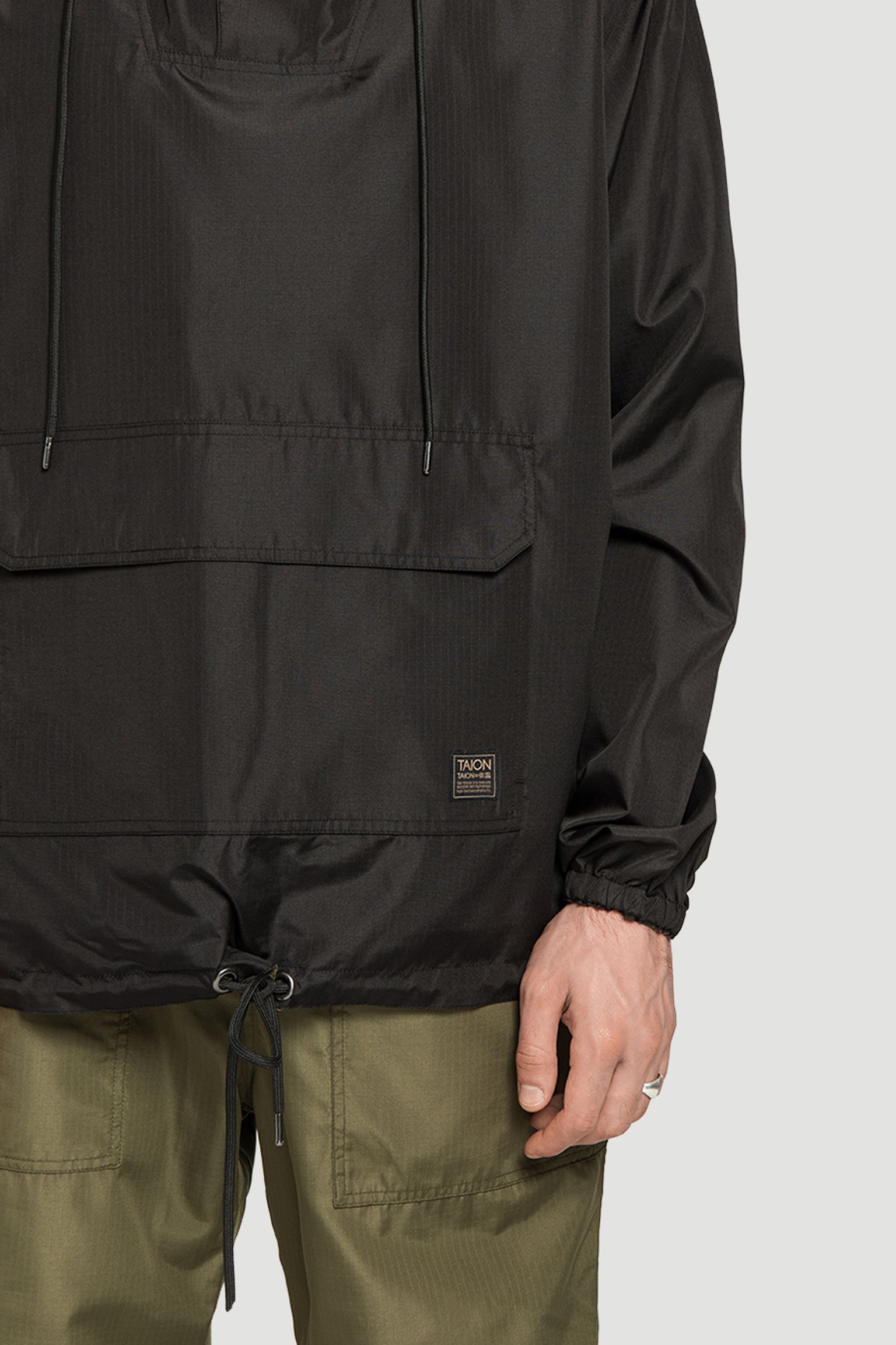 Широкий выбор Парка TAION N/D MILITARY REVERSIBLE ANORAK PARKA