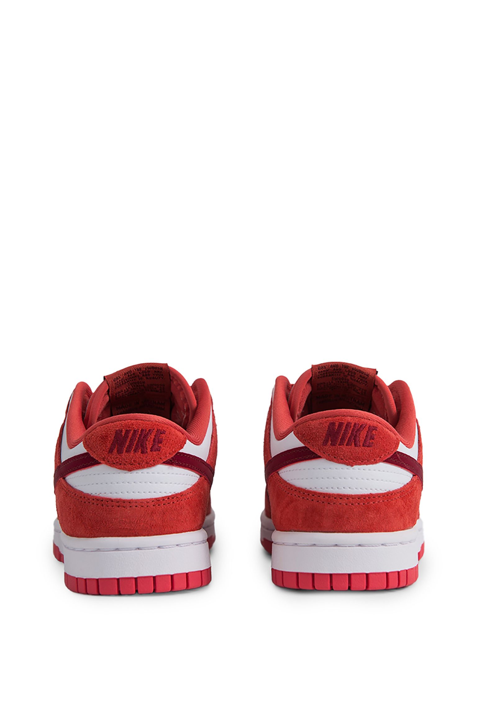 Кроссовки Nike Dunk Low с доставкой