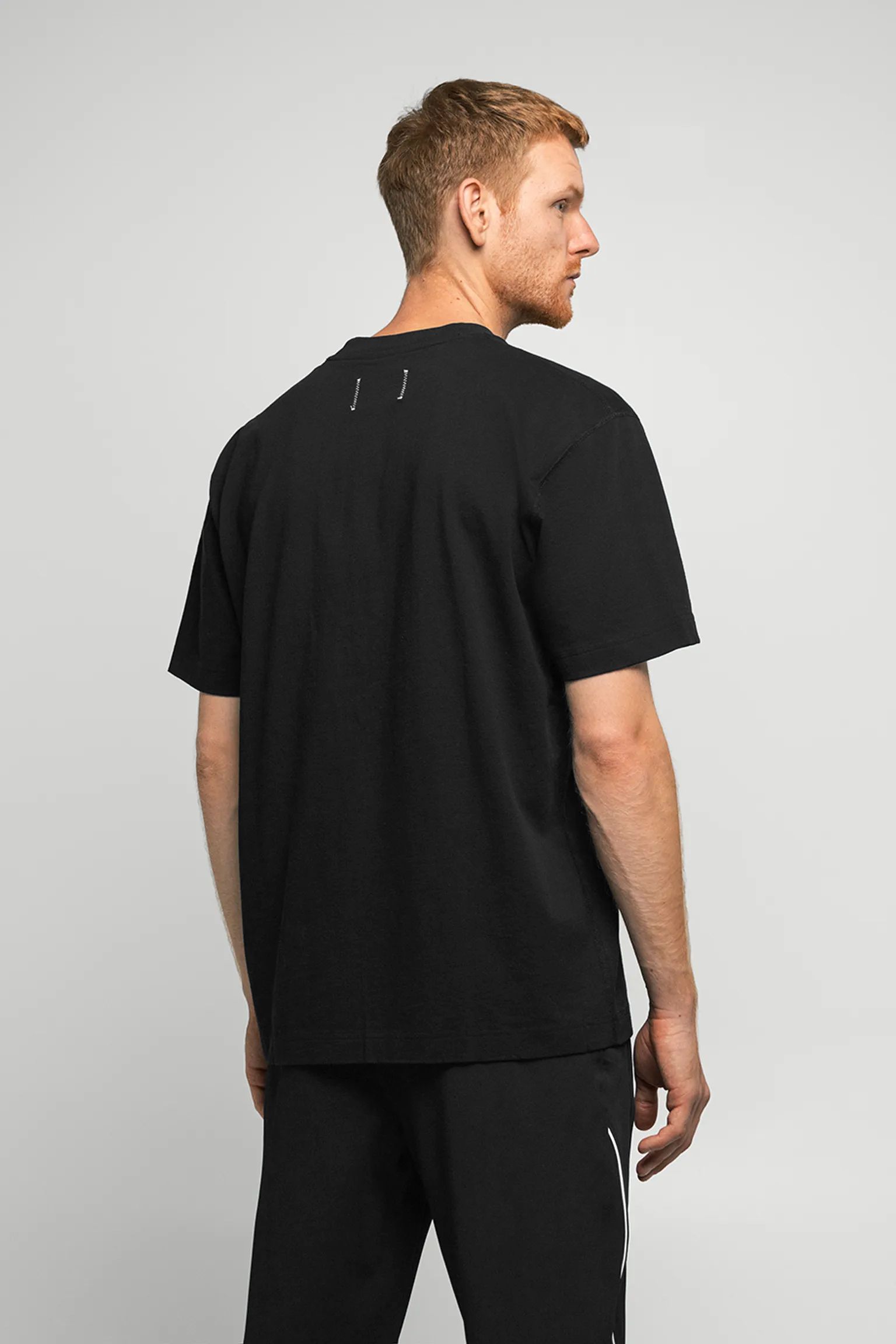 Стильные Футболка REIGNING CHAMP MIDWEIGHT JERSEY AUTOGRAPH T-SHIRT