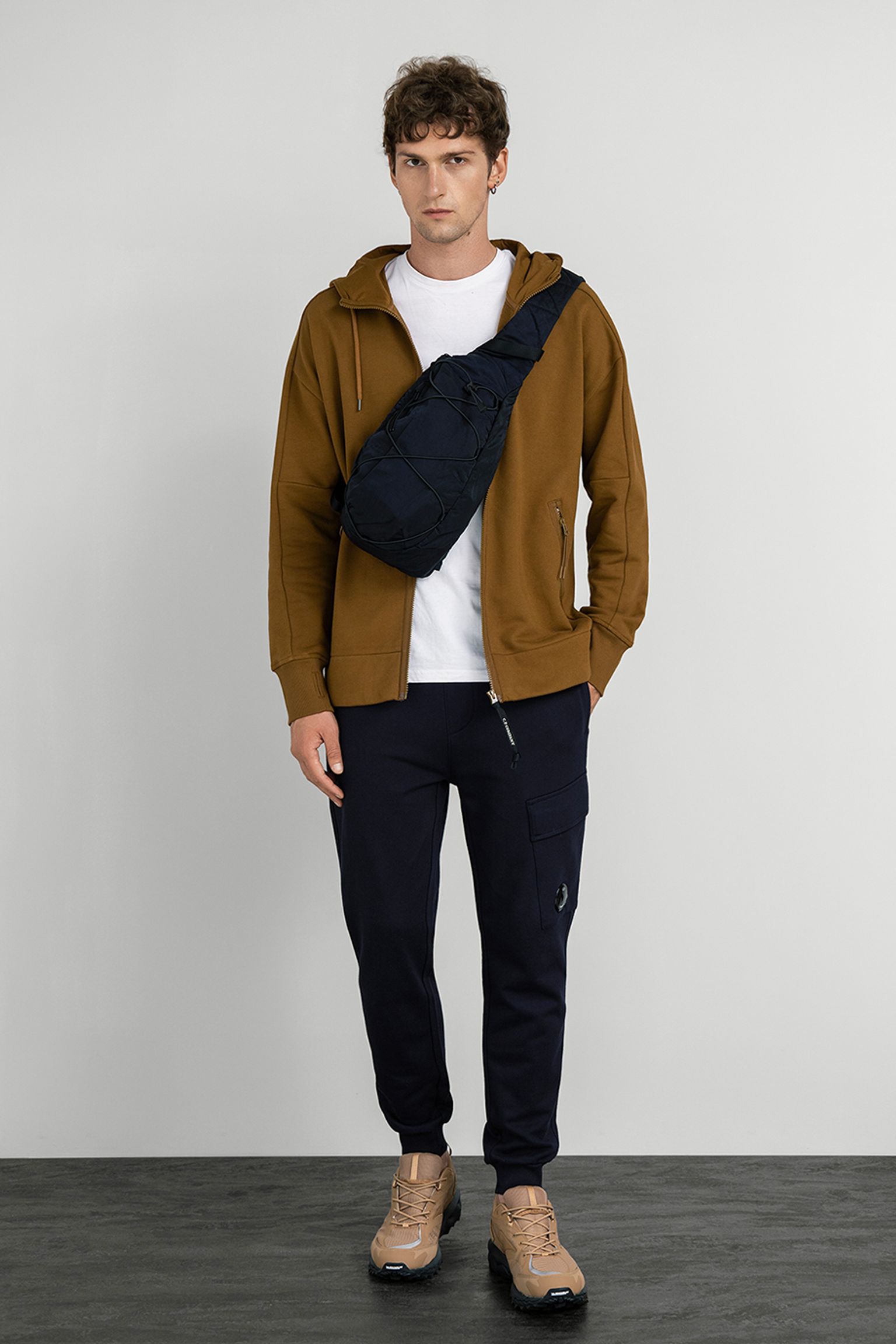 Спортивна кофта SWEATSHIRTS HOODED OPEN IN DIAGONAL RAISED FLEECE купити в Україні