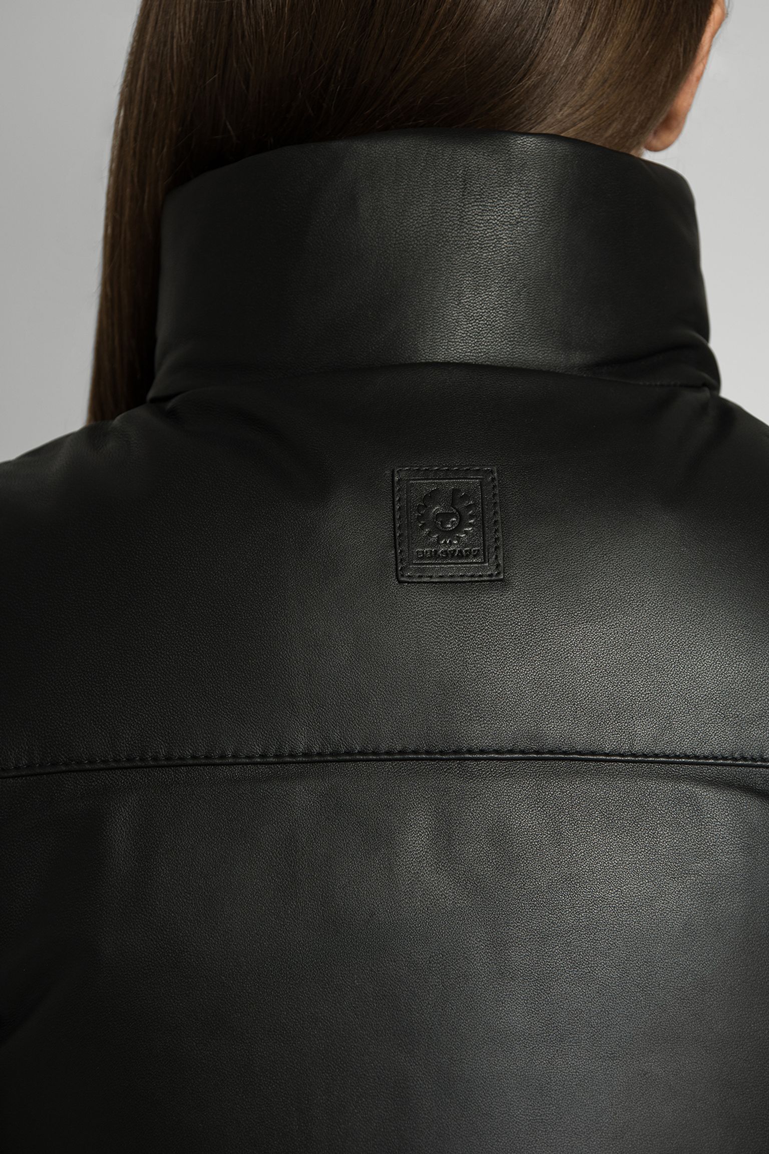 Широкий выбор Жилет пуховой RHODIUM GILET