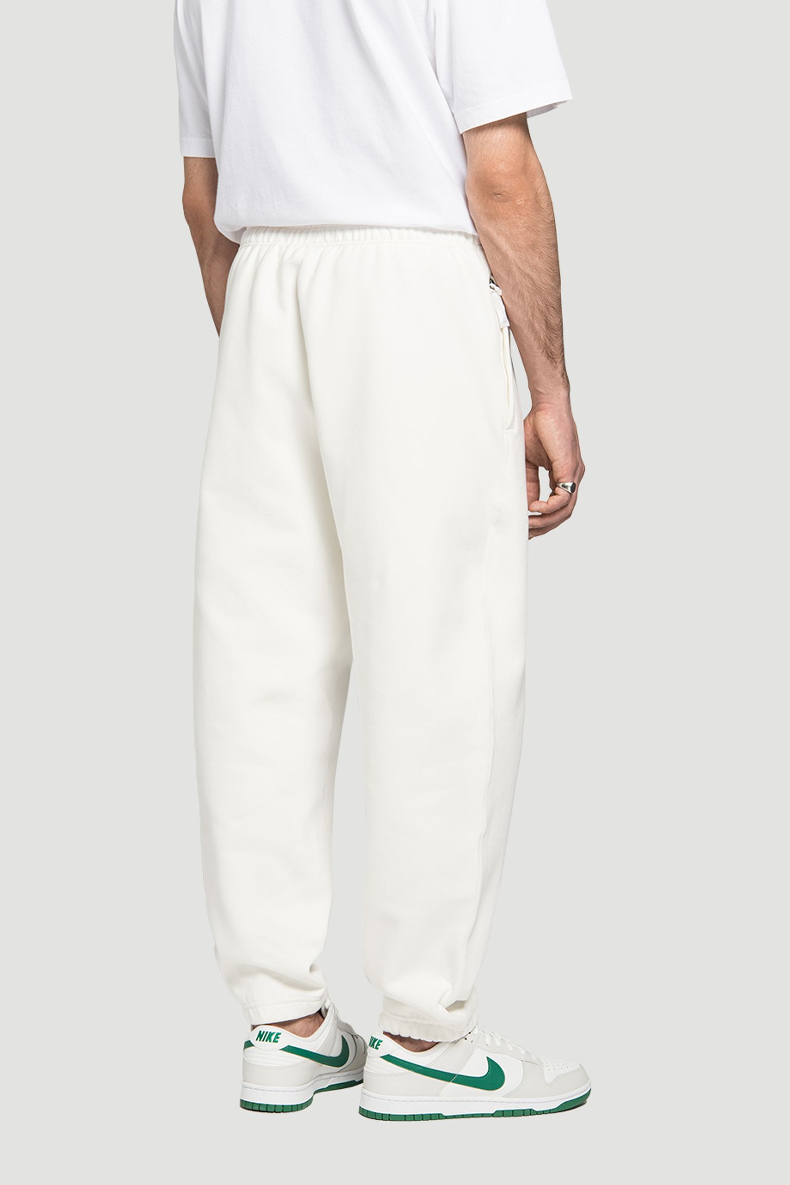 Стильные Спортивные брюки   M NK SOLO SWSH FLC CF PANT