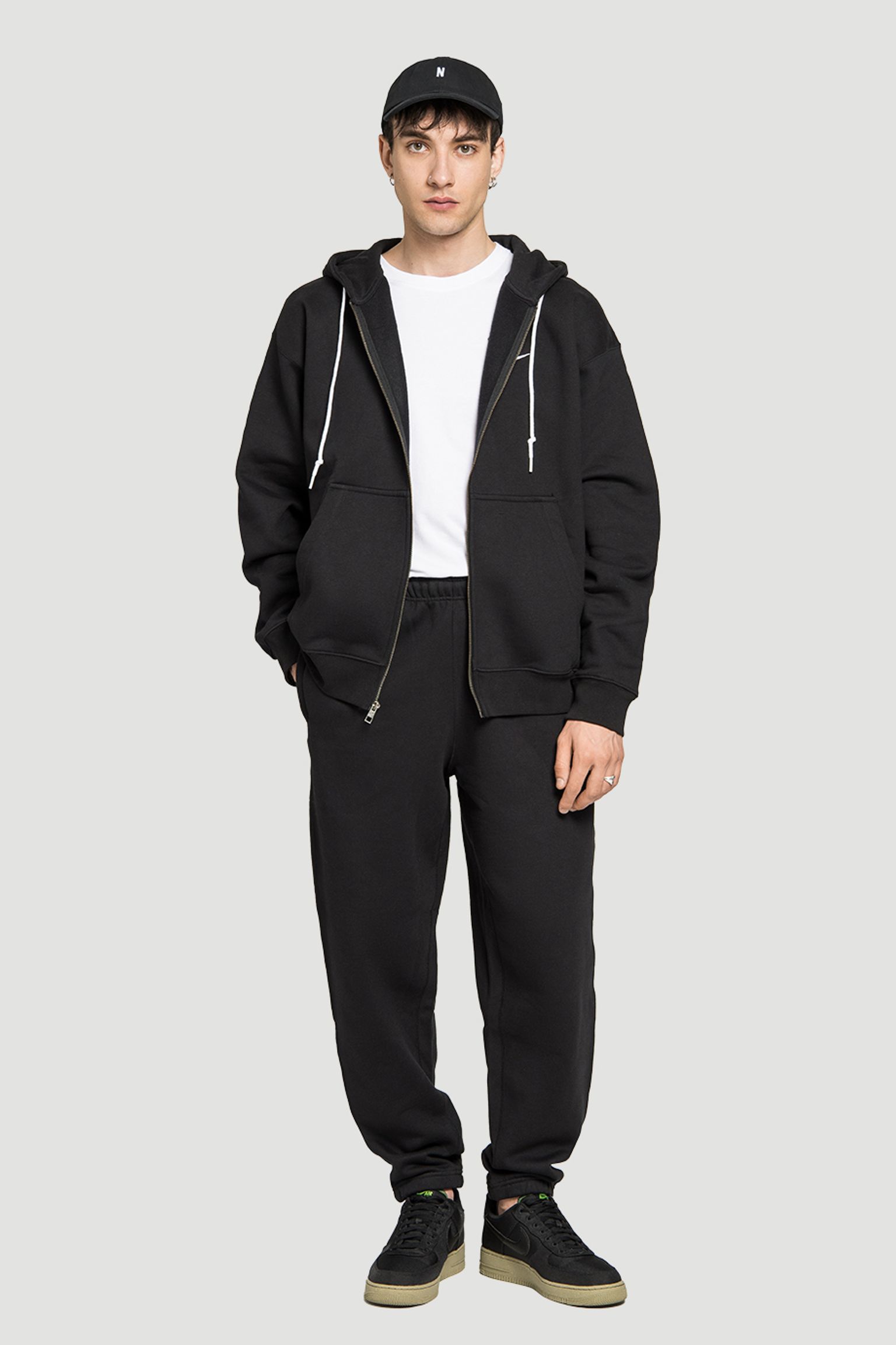 Спортивная кофта   M NK SOLO SWSH HW FZ HOODIE с доставкой