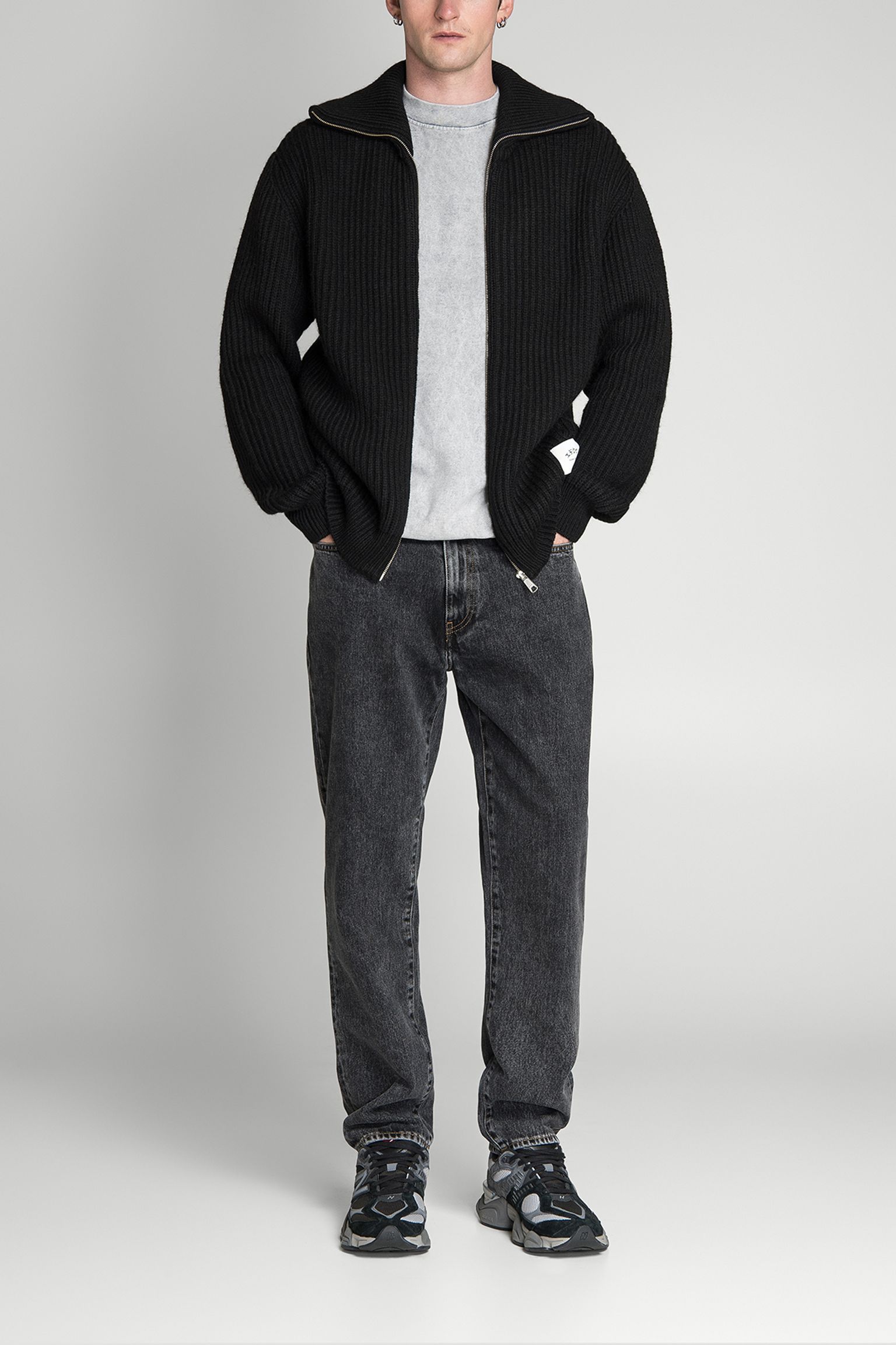 кардиган Gary Zipped Cardigan Wool Knit Blend  Black garment washed