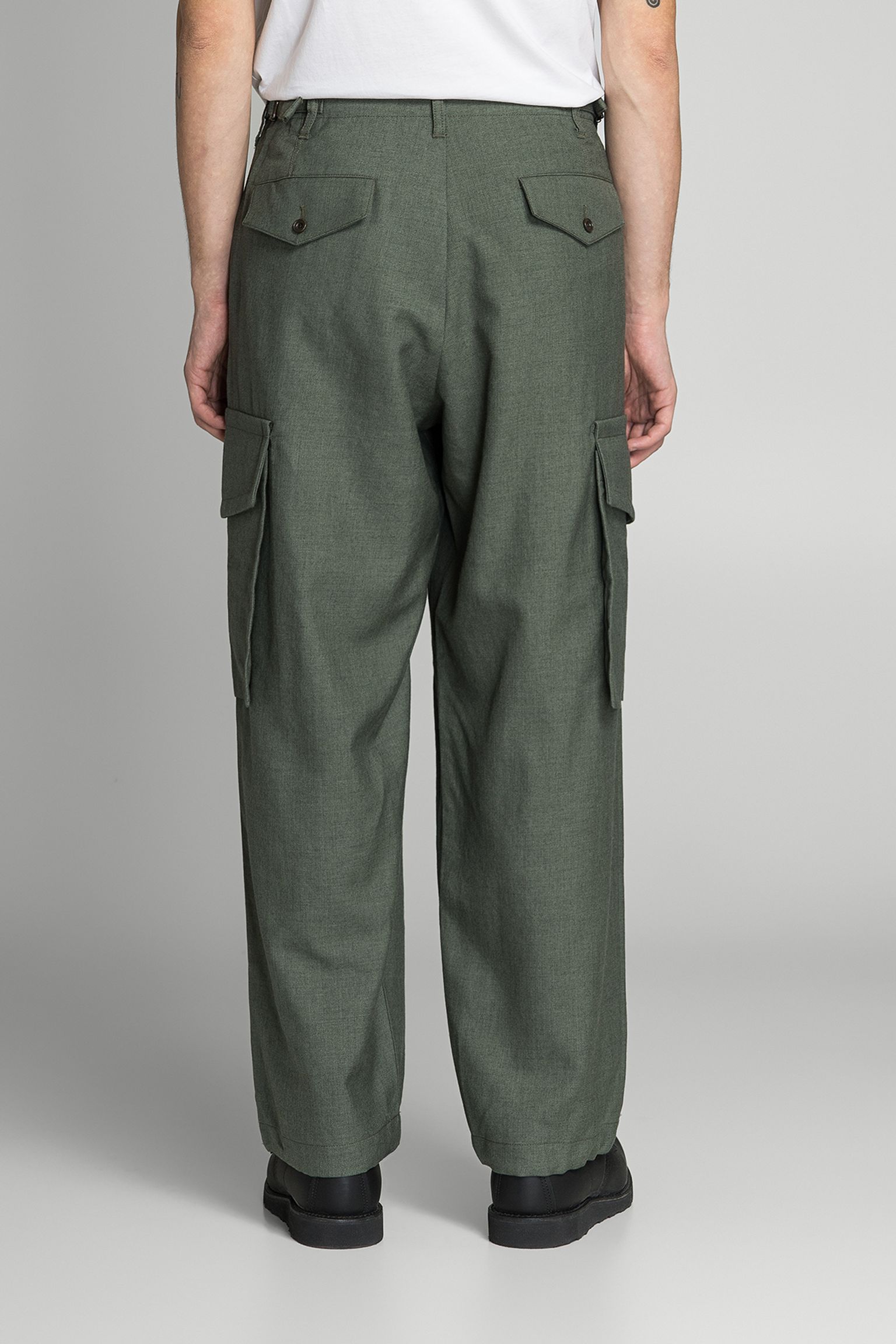 брюки WOOL GABARDINE WIDE CARGO PANTS