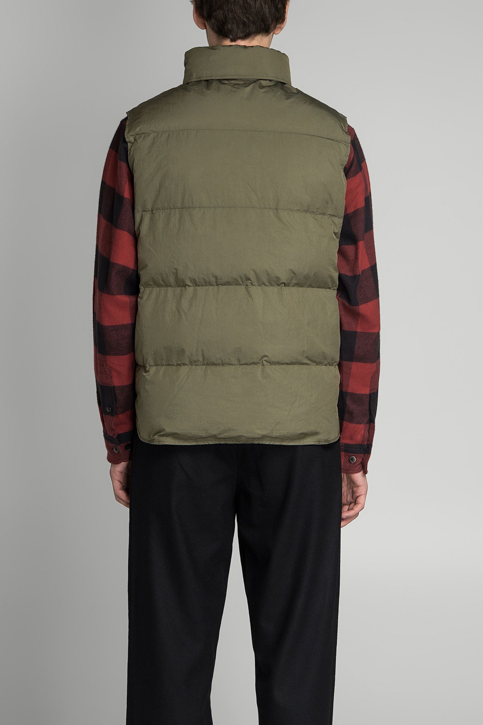 Стильные жилет NYLON PADDED MT.VEST