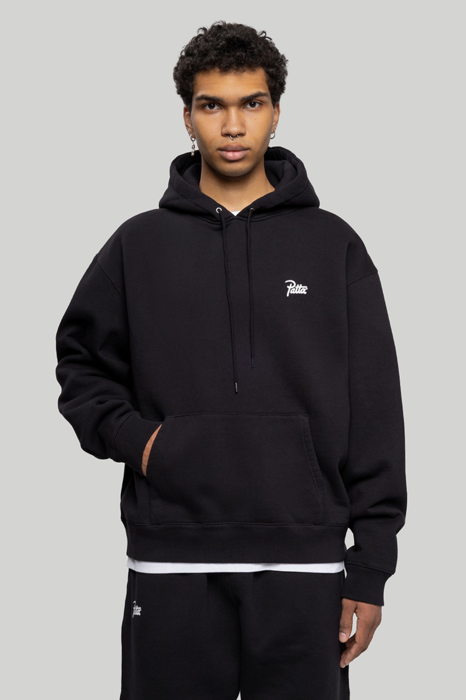 Худи   Classic Hooded Sweater