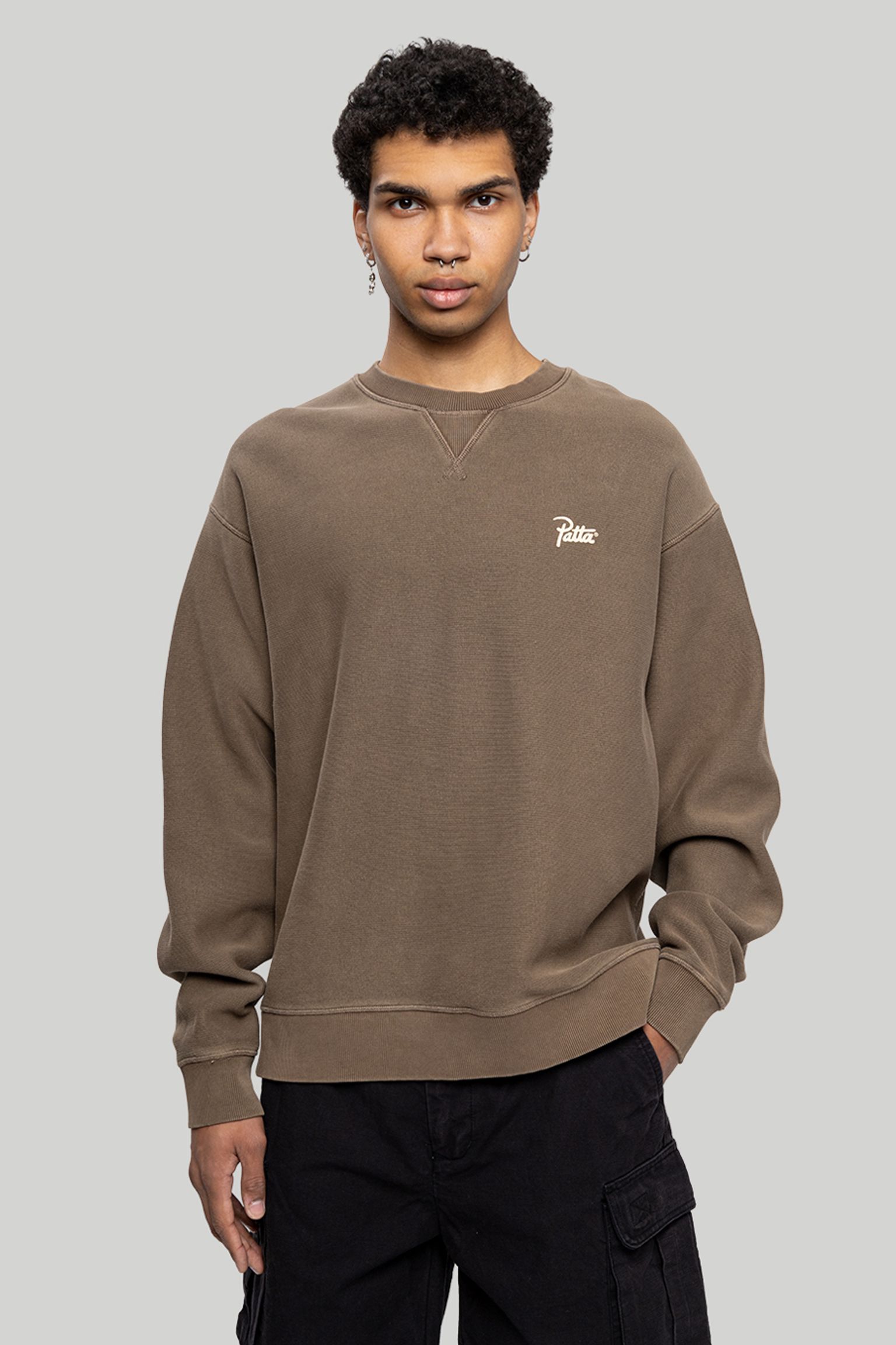 Свитшот PATTA Classic Washed Crewneck Sweater