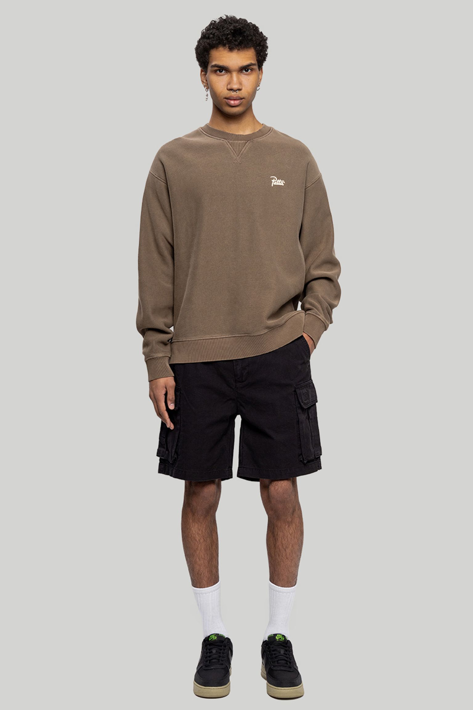 Свитшот PATTA Classic Washed Crewneck Sweater с доставкой